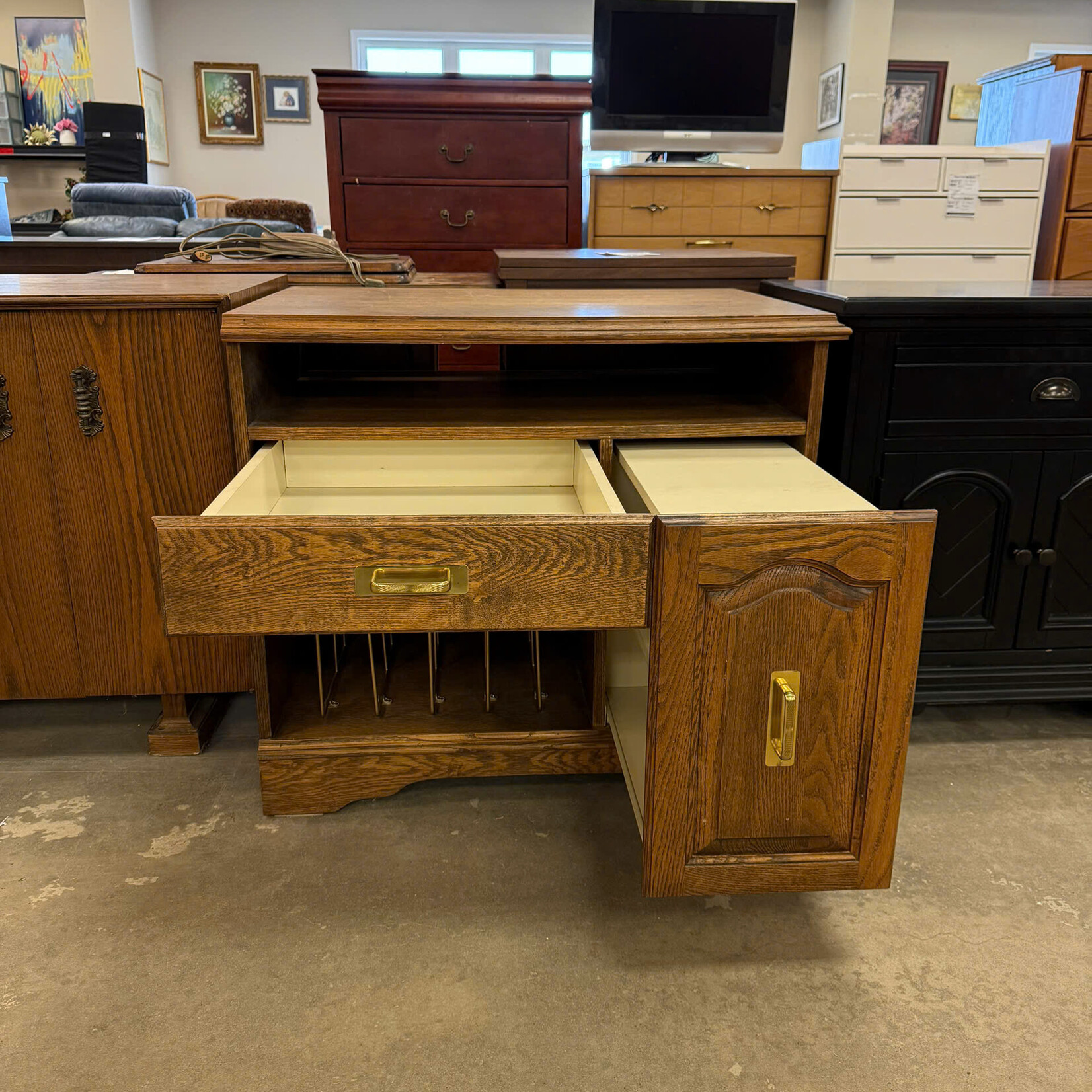 Wooden Kitchen Cabinet