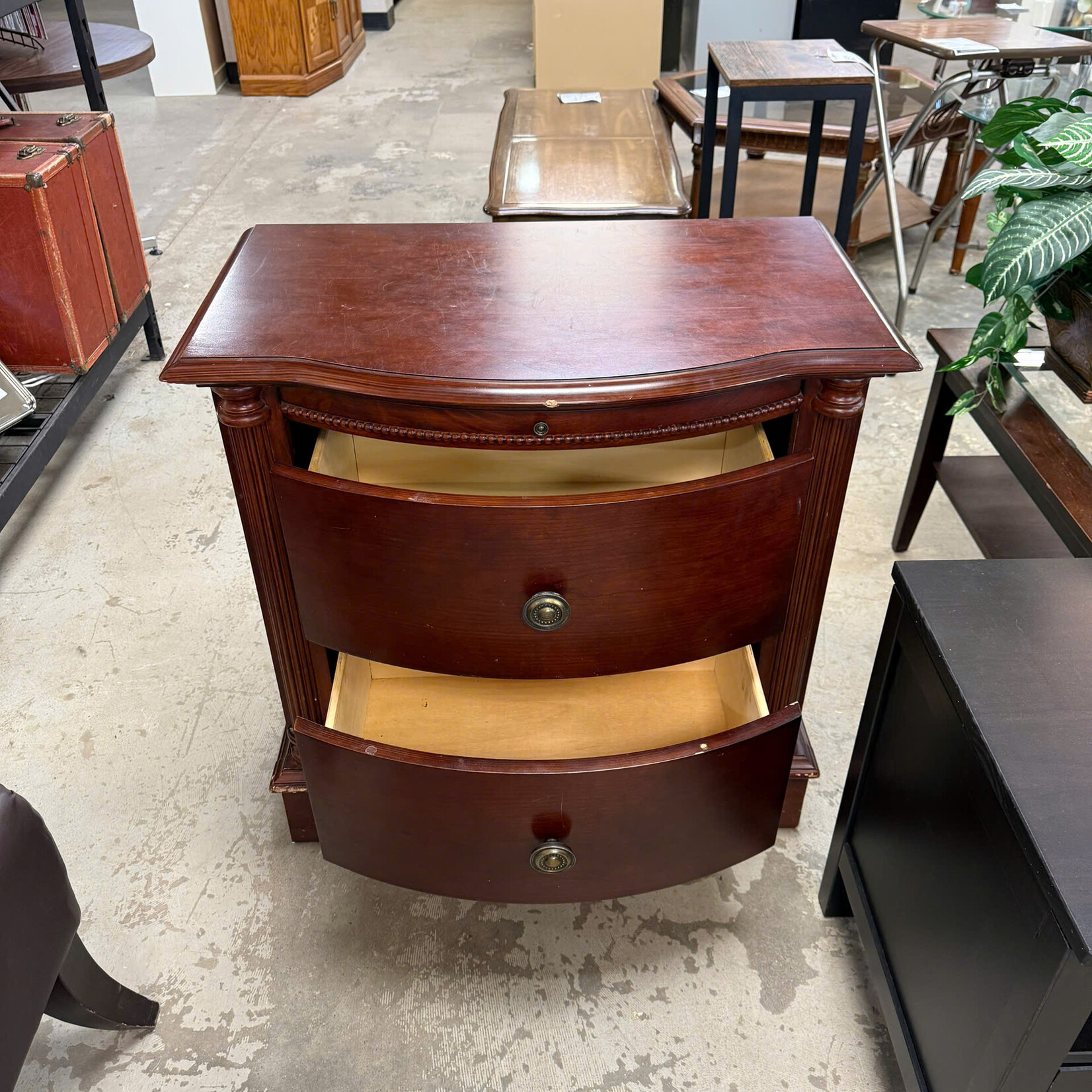 2-Drawer Bedside Table