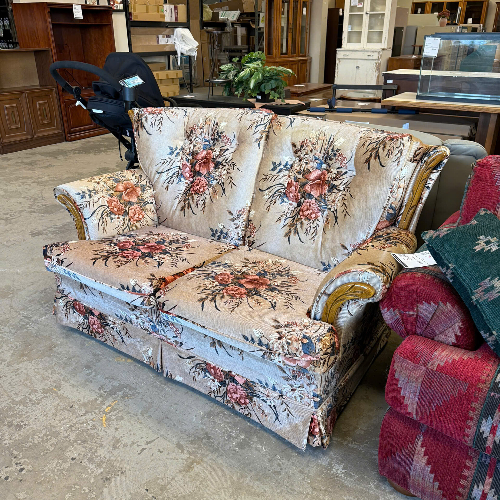 Floral Love Seat