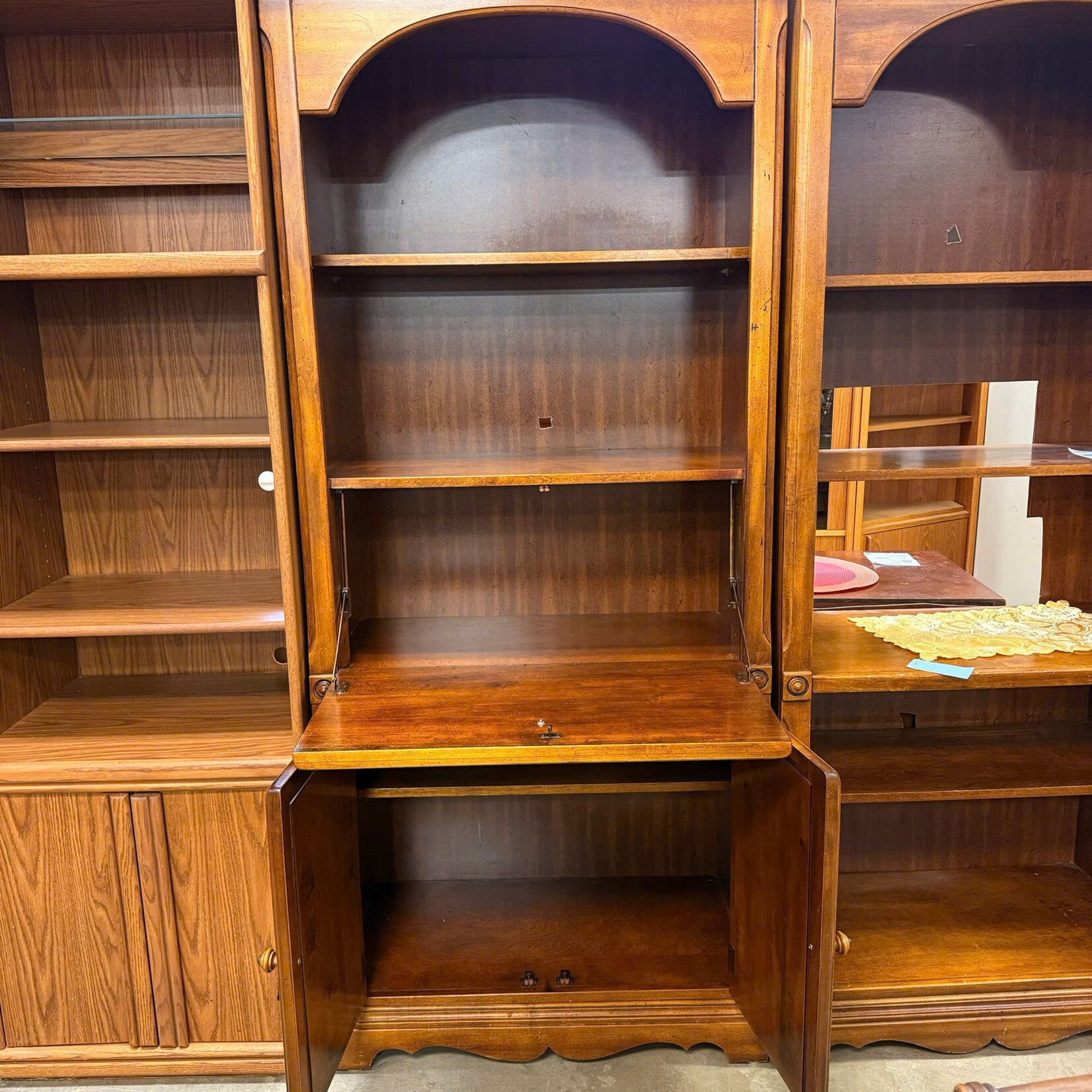 Wooden Shelving Cabinet