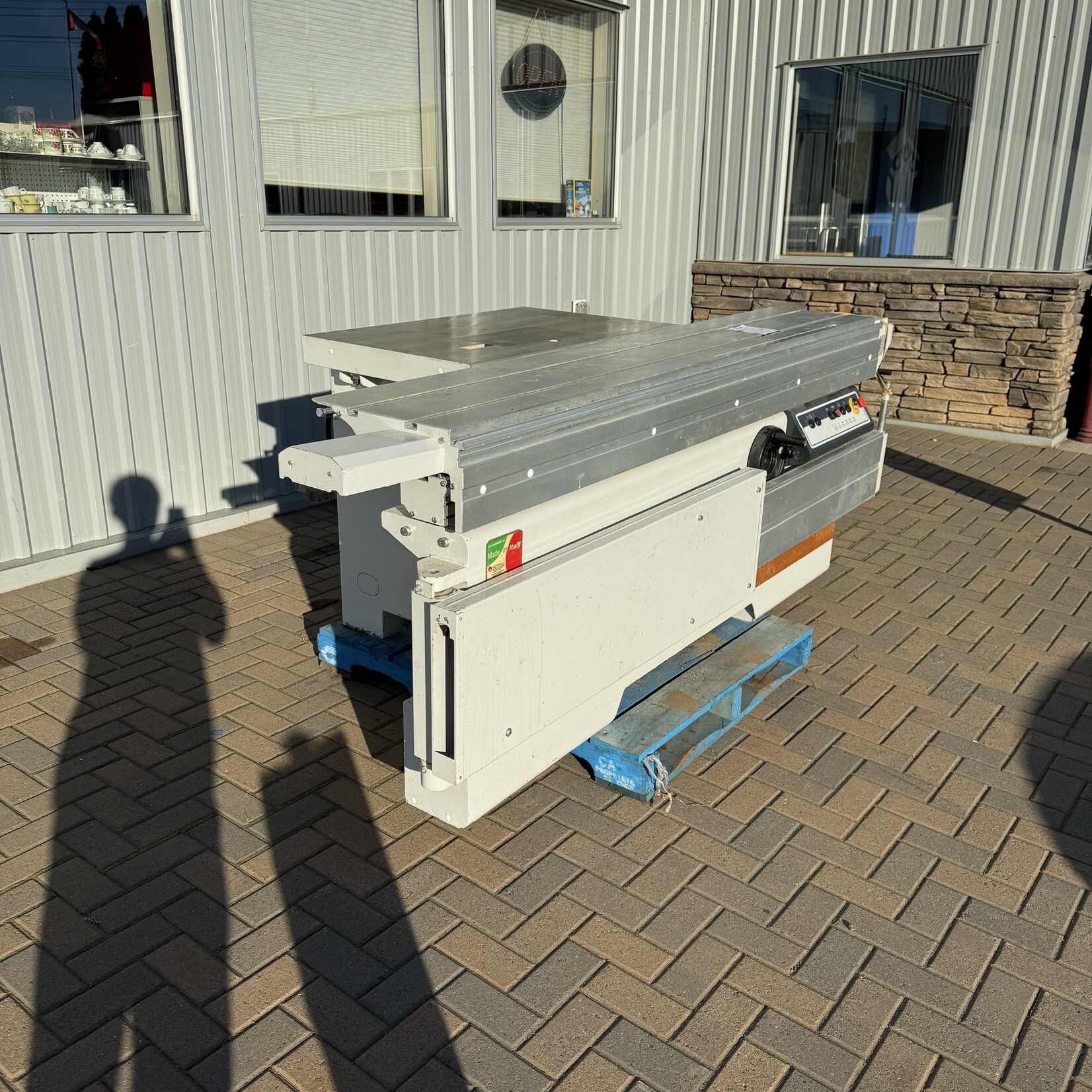 Unica 400 Table Saw