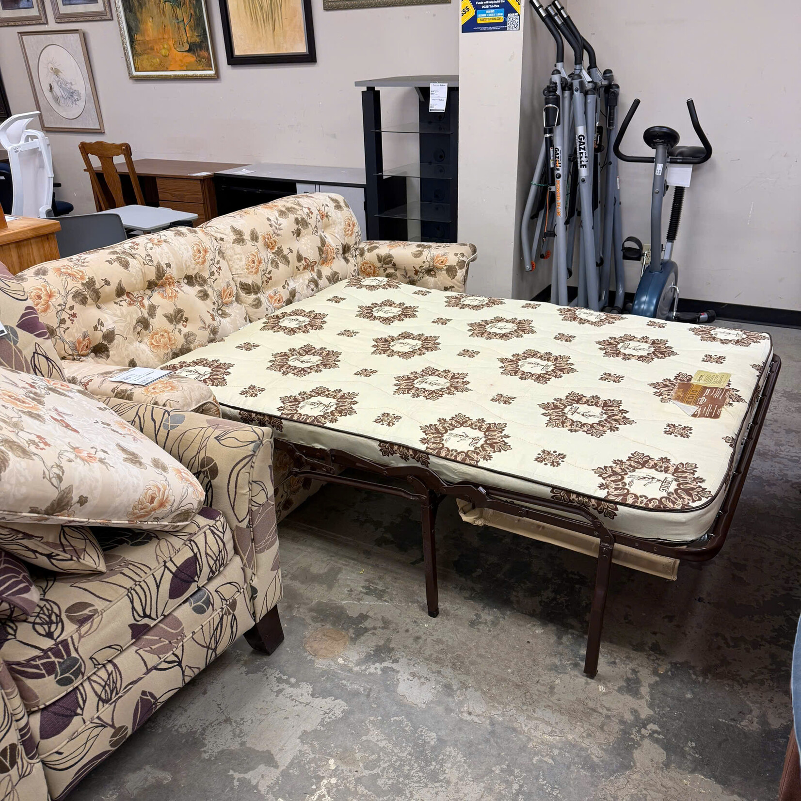 Beige Floral Pull Out Couch