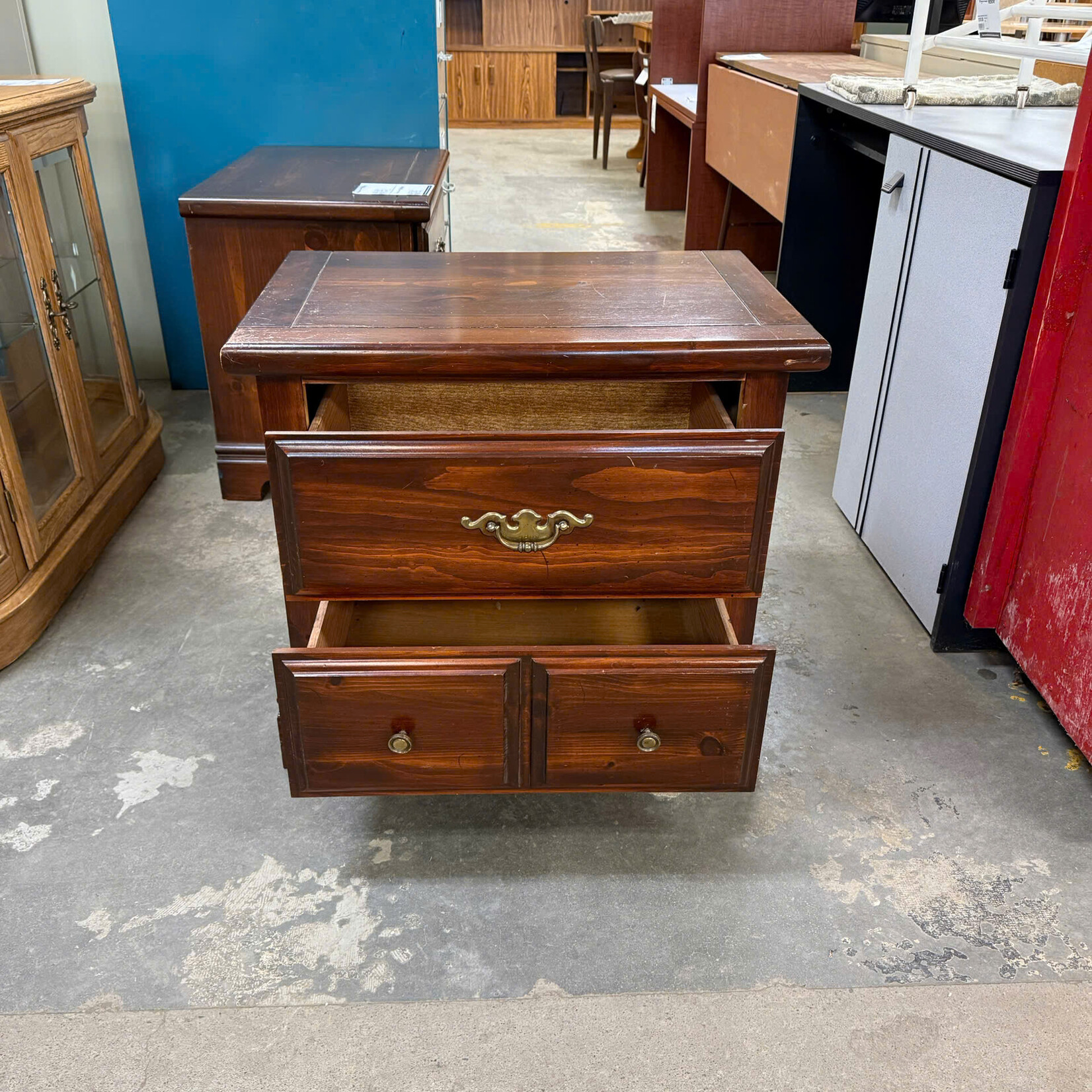 Dark Brown 2 drawer Nightstand