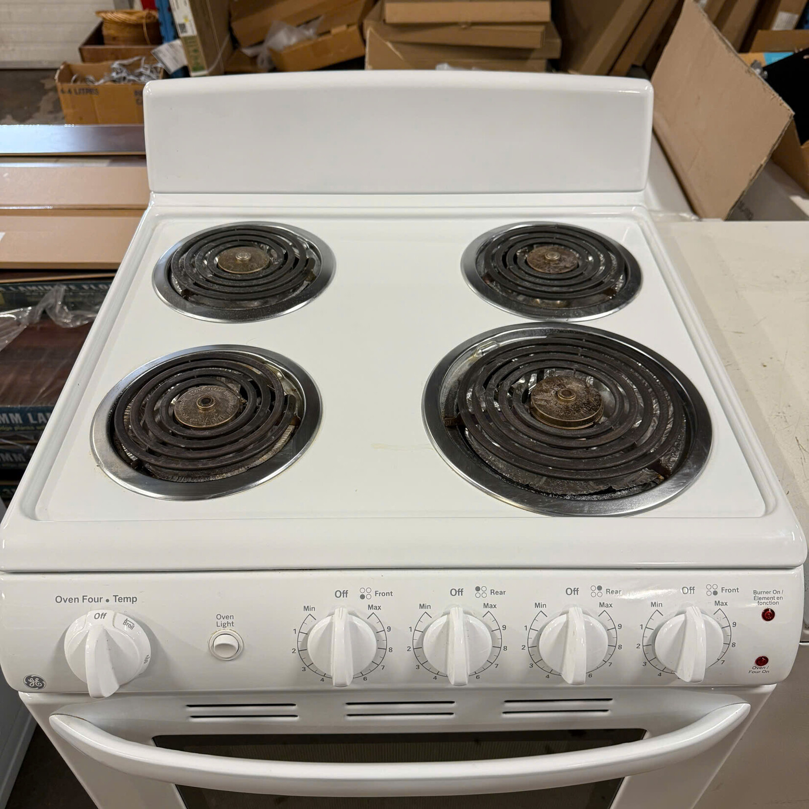 GE 24in Electric Stove