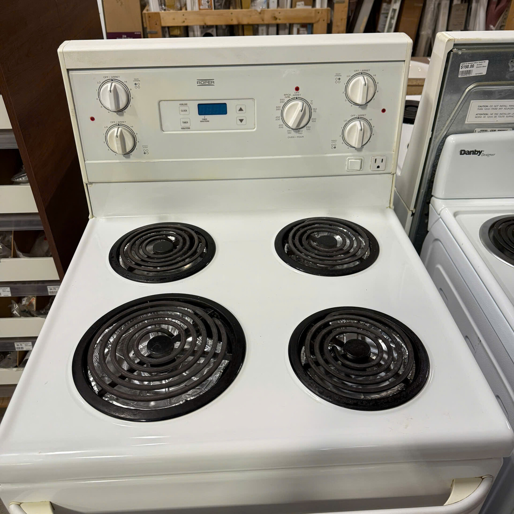 ROPER 24in Electric Stove