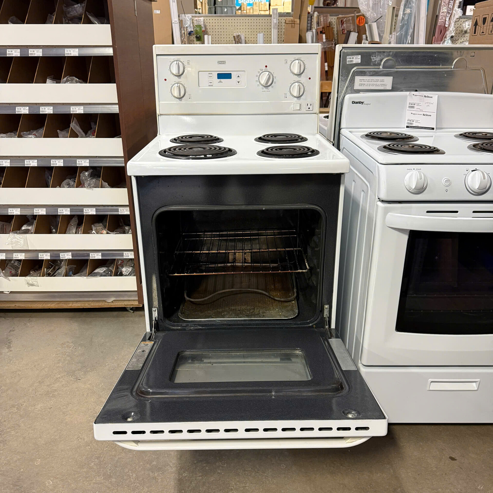 ROPER 24in Electric Stove