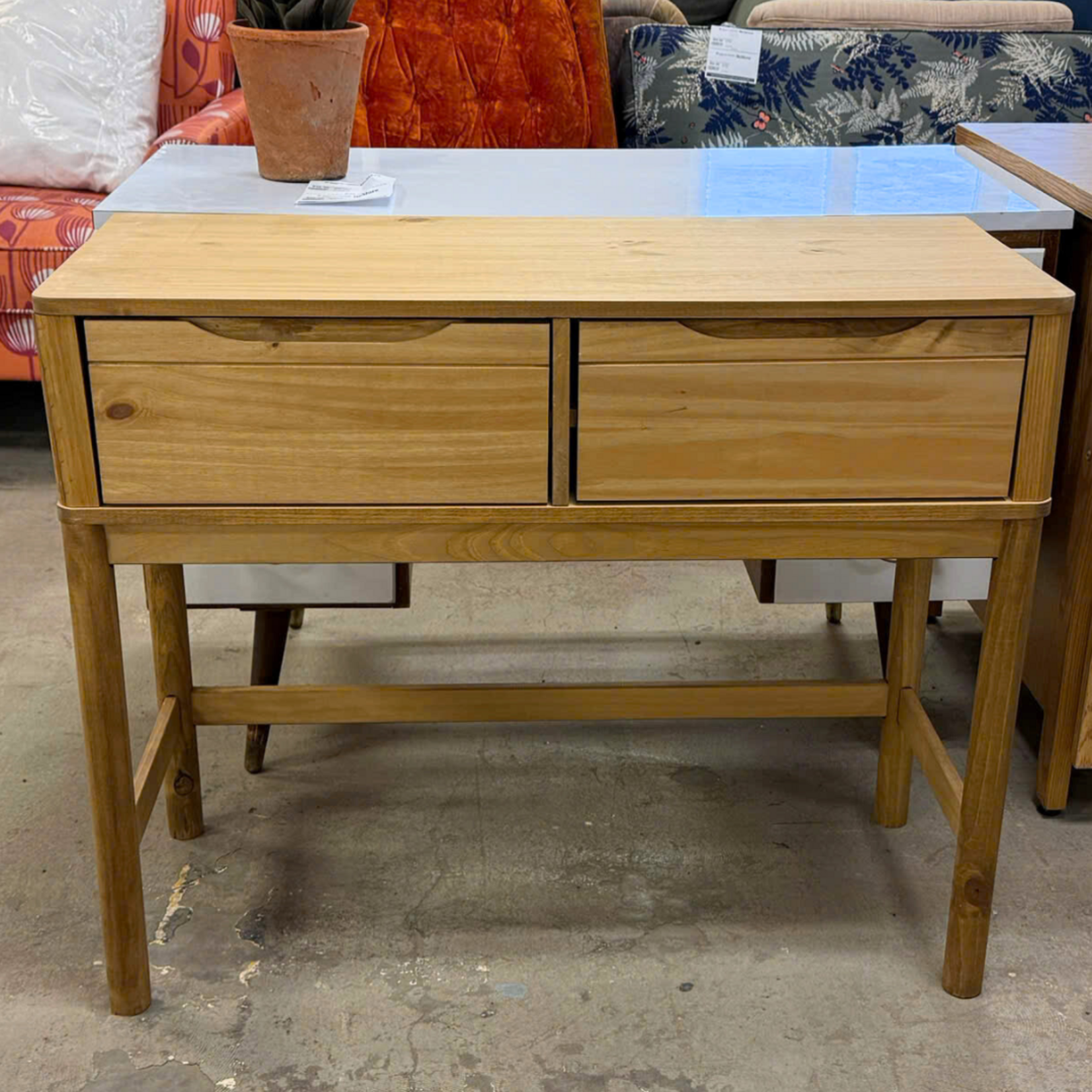 Pine 2-Drawer Console