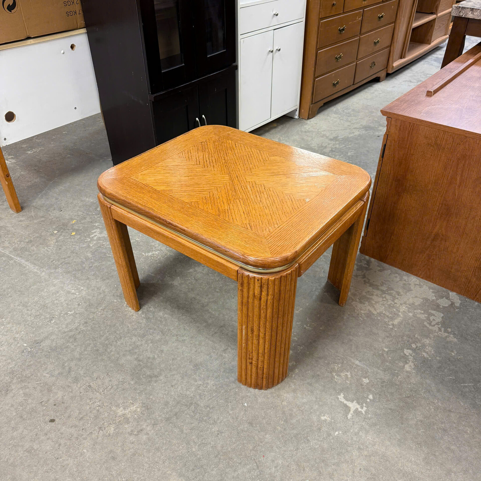 Oak End Table 28"X24"