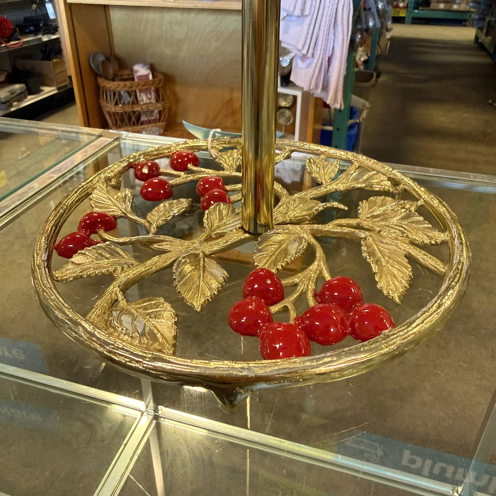 Metal Paper Towel Holder