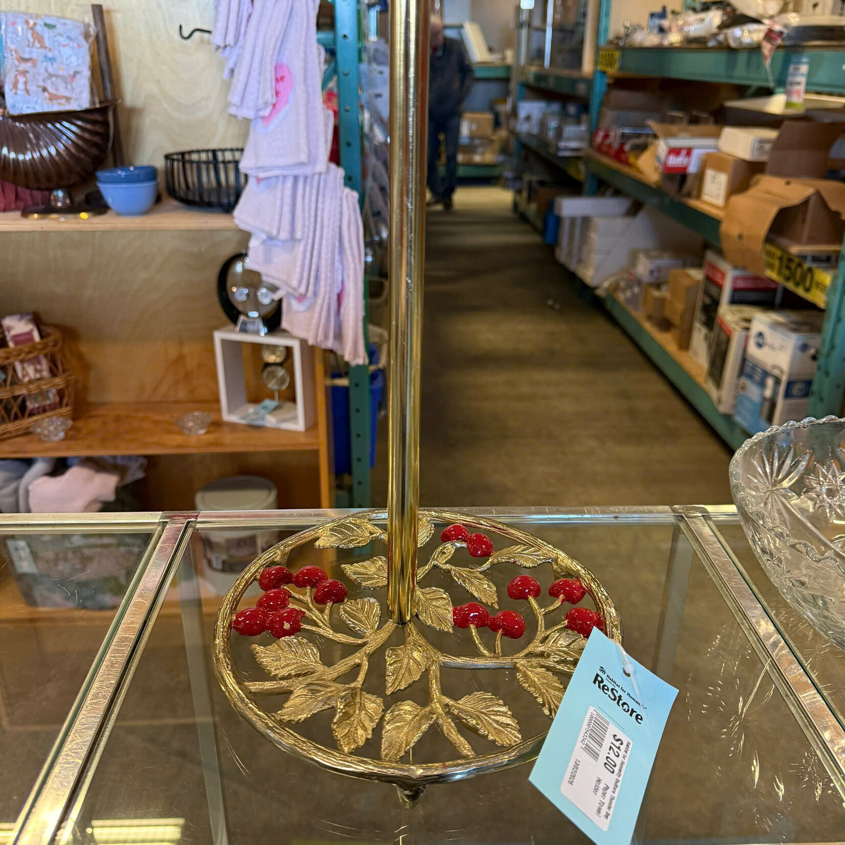 Metal Paper Towel Holder