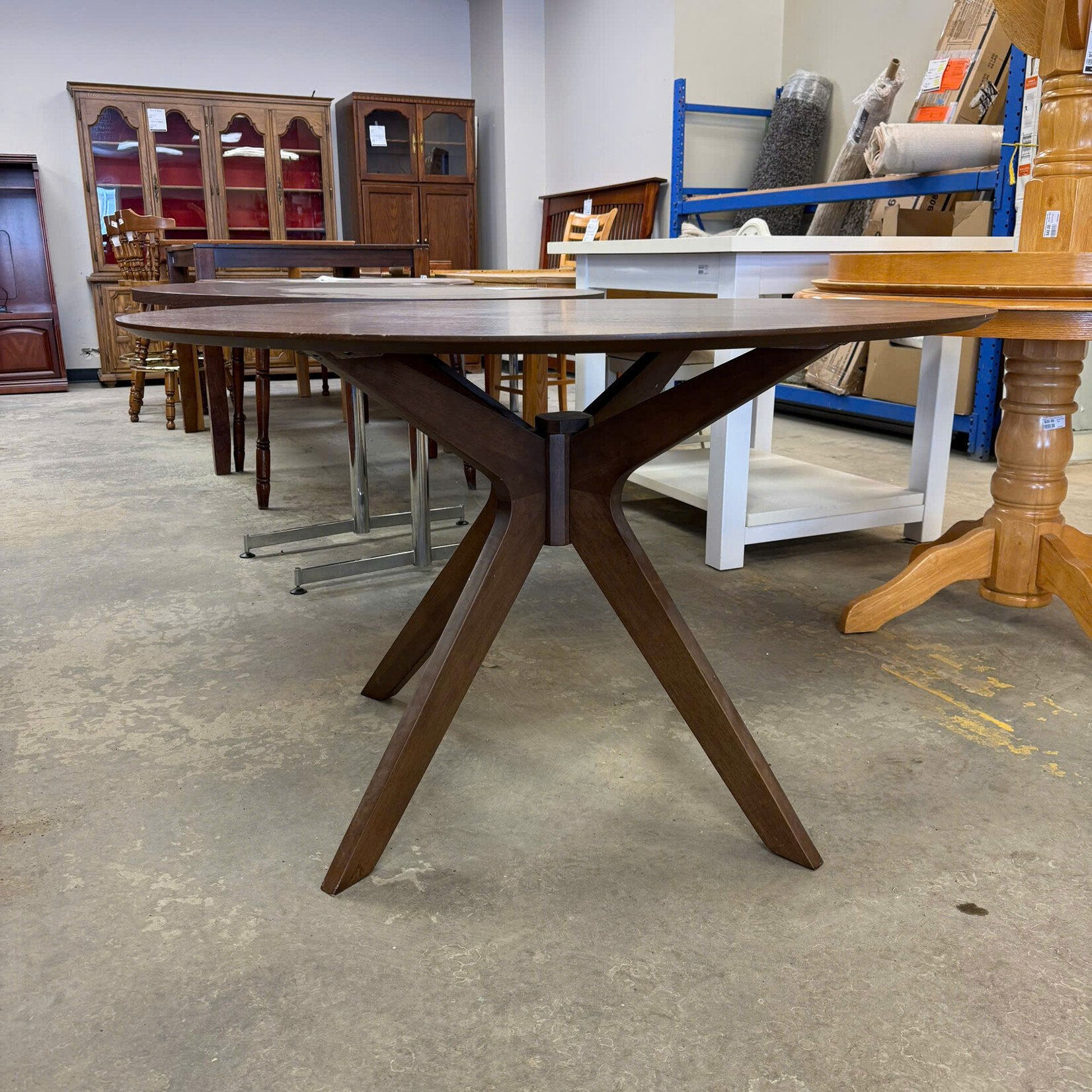 48" Round Table