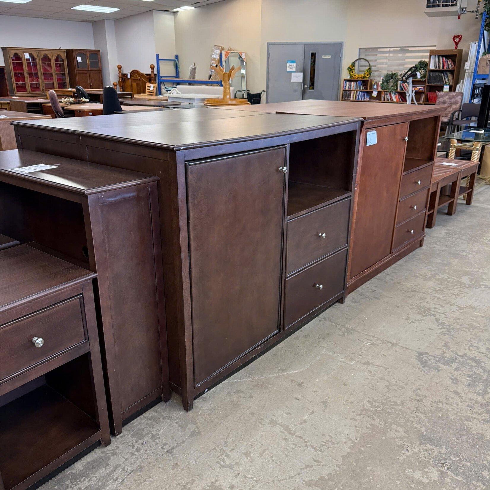 1 Door 2 Drawer Cabinet