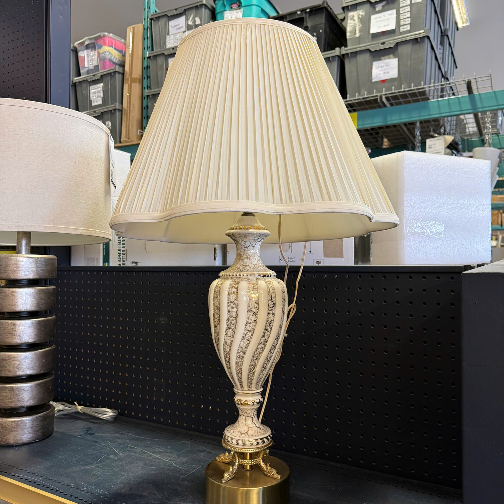 Table Lamp Wavy Shade