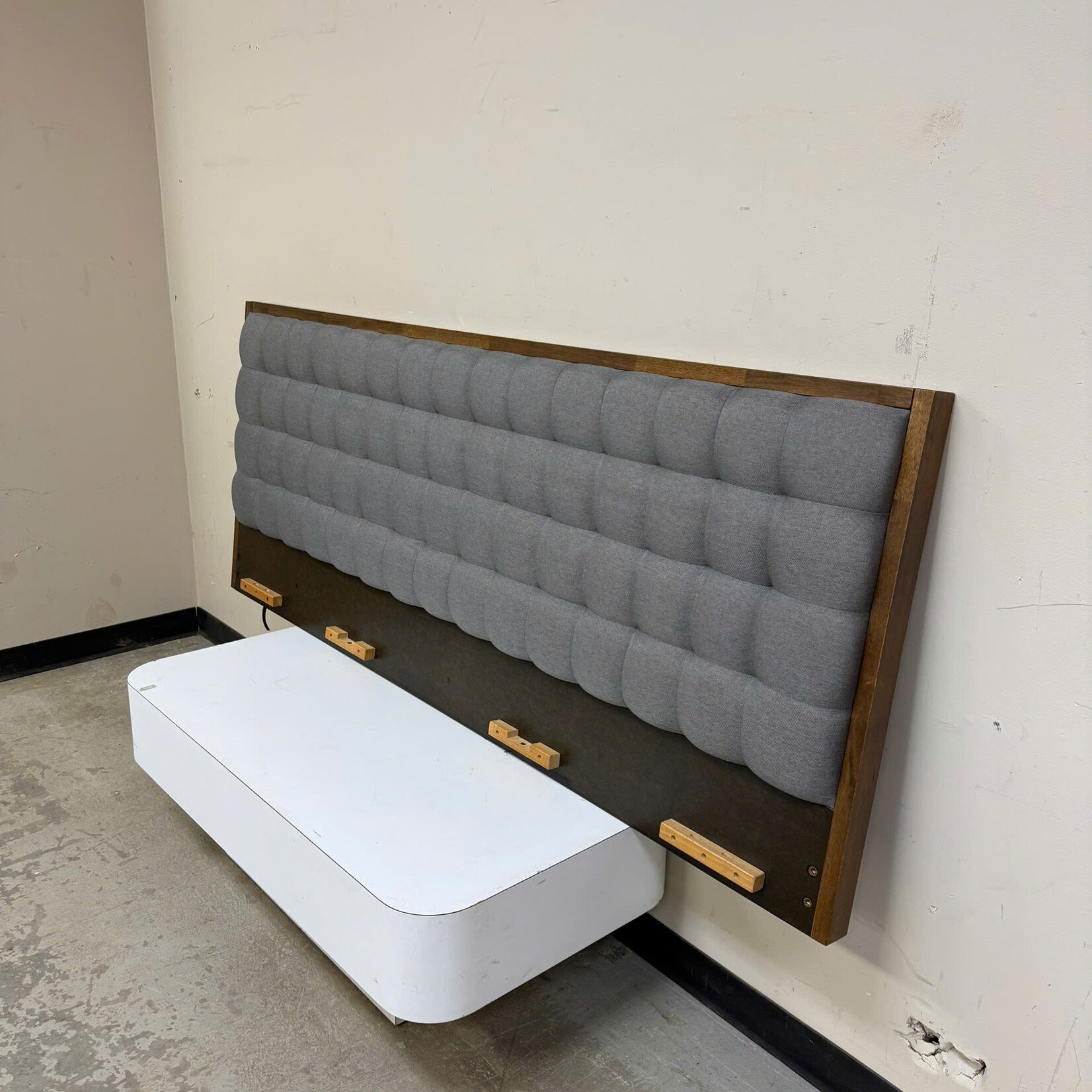 WayFair Canada King Bed Grey Headboard