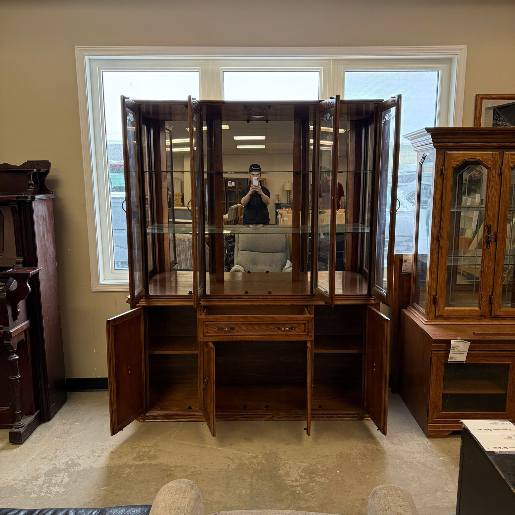 Glass Door Wooden China Cabinet