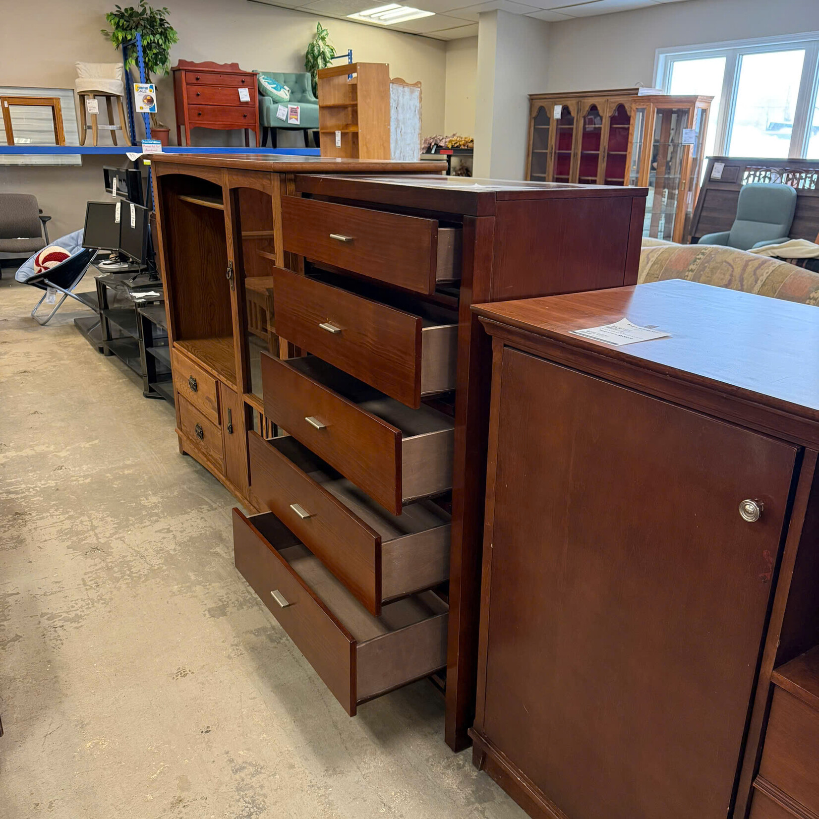 5 Drawer Dresser Silver Pinch Handles