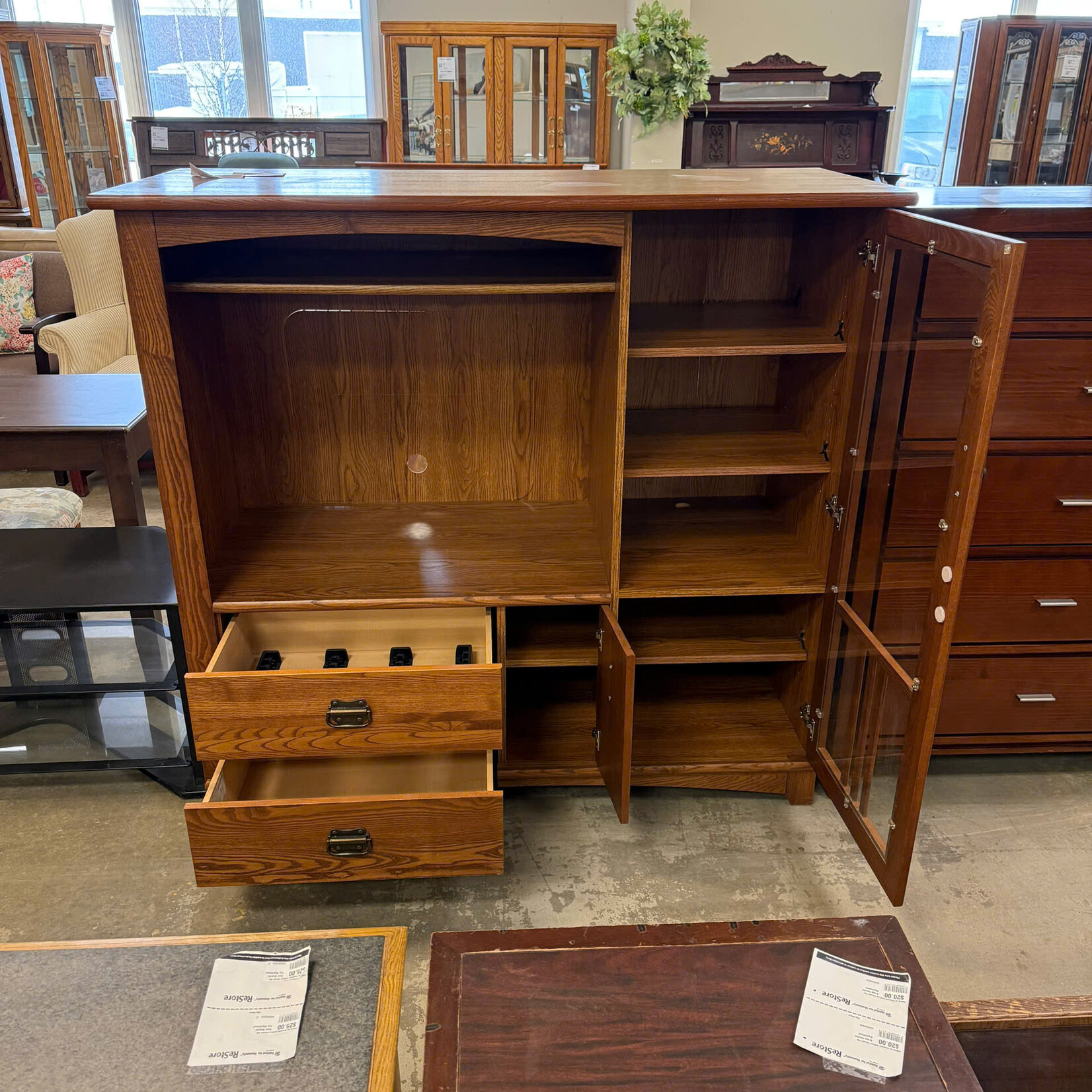 Tv Stand with 2 Drawers-2Doors