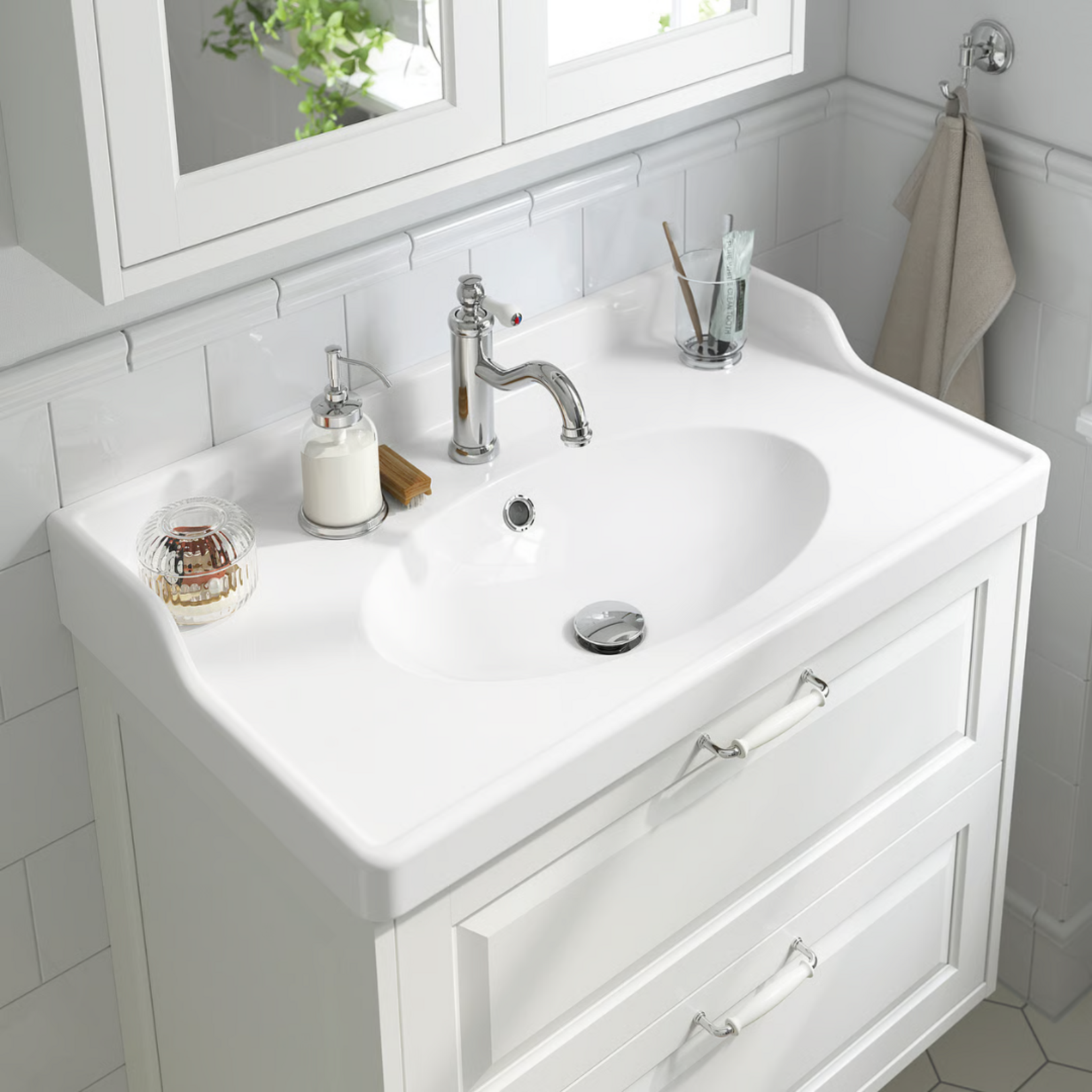 White Bathroom Sink