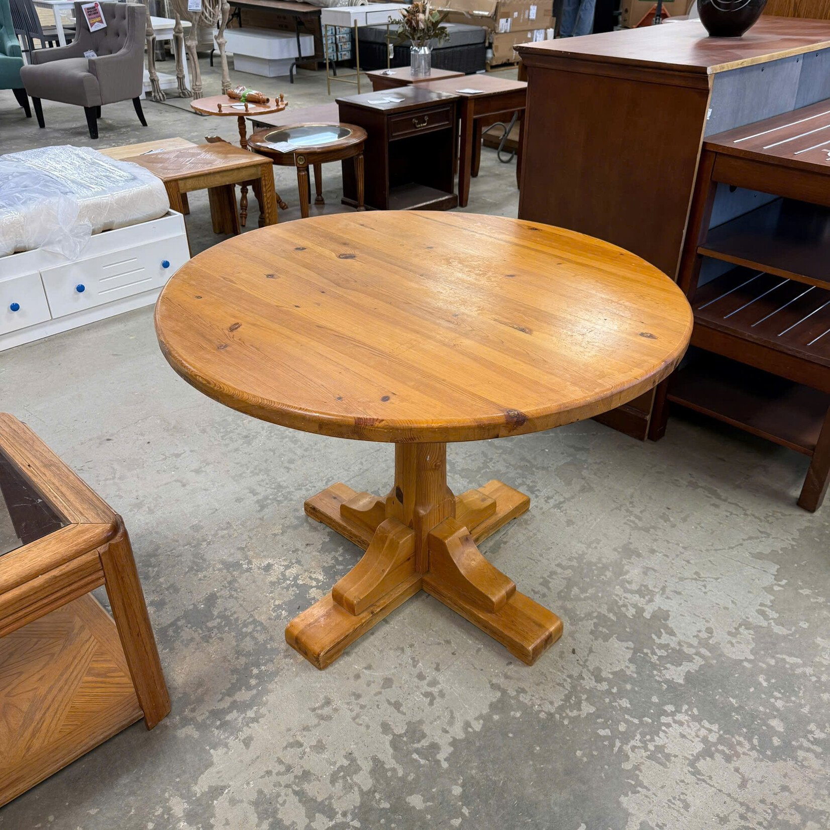Round Dining Table