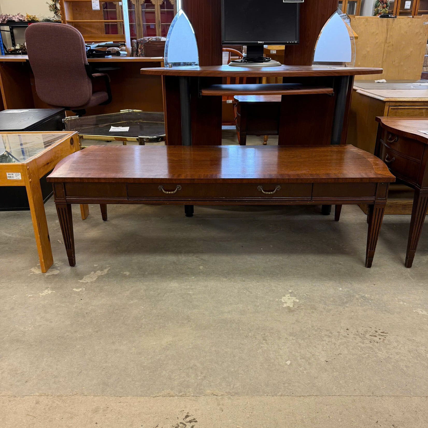 Coffee Table With a Drawer