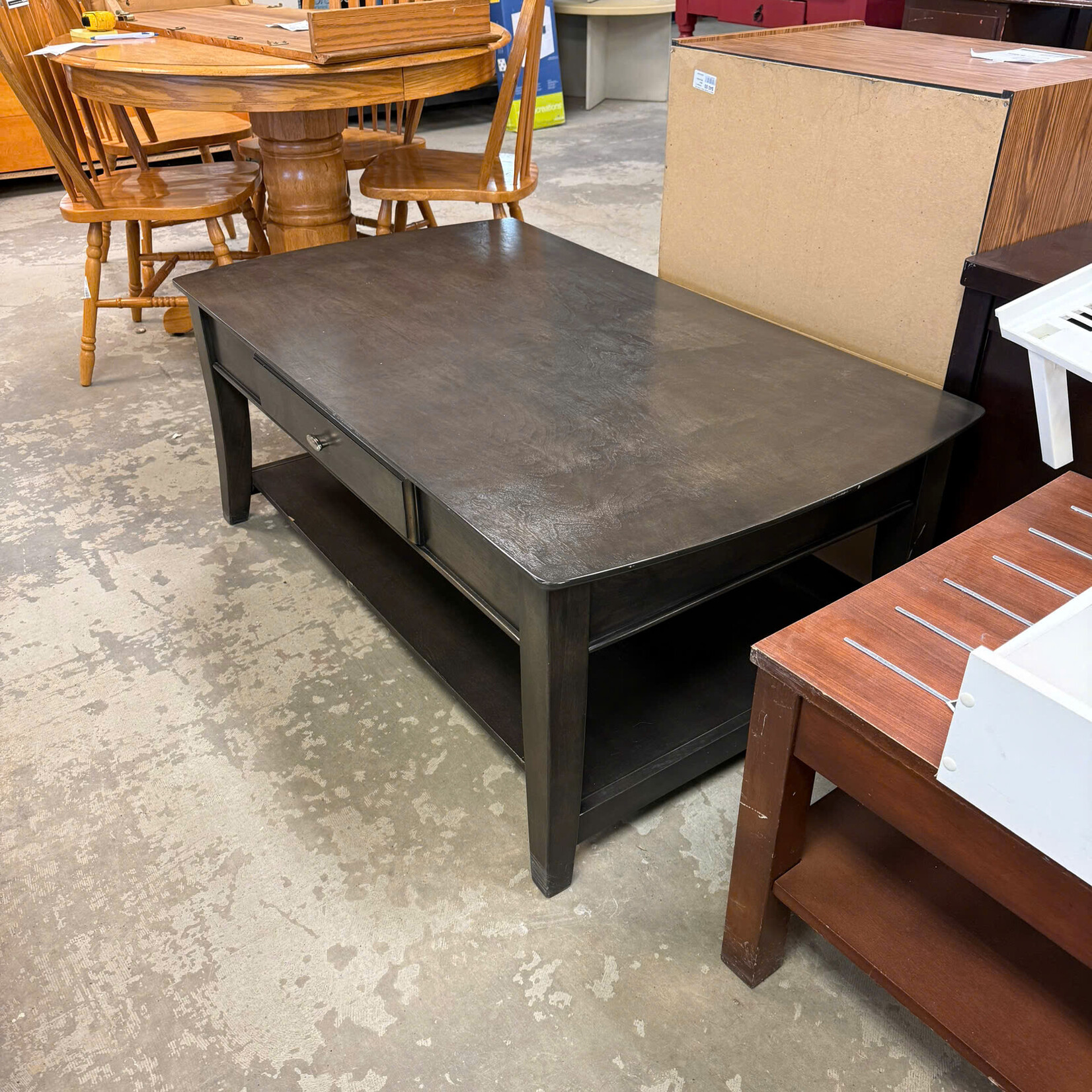 Brown Lift-up Coffee Table