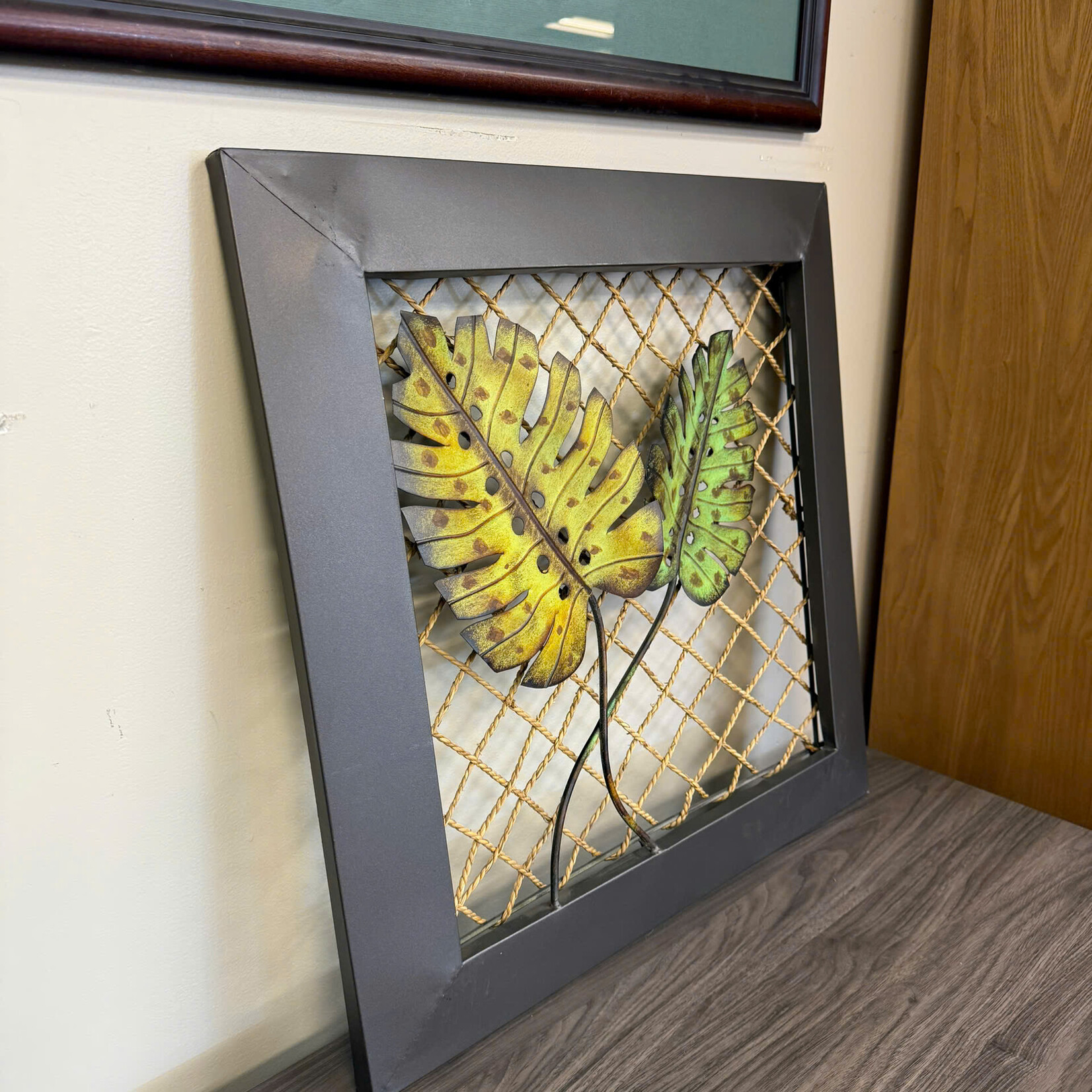 Rope/Leaf Wall Decor