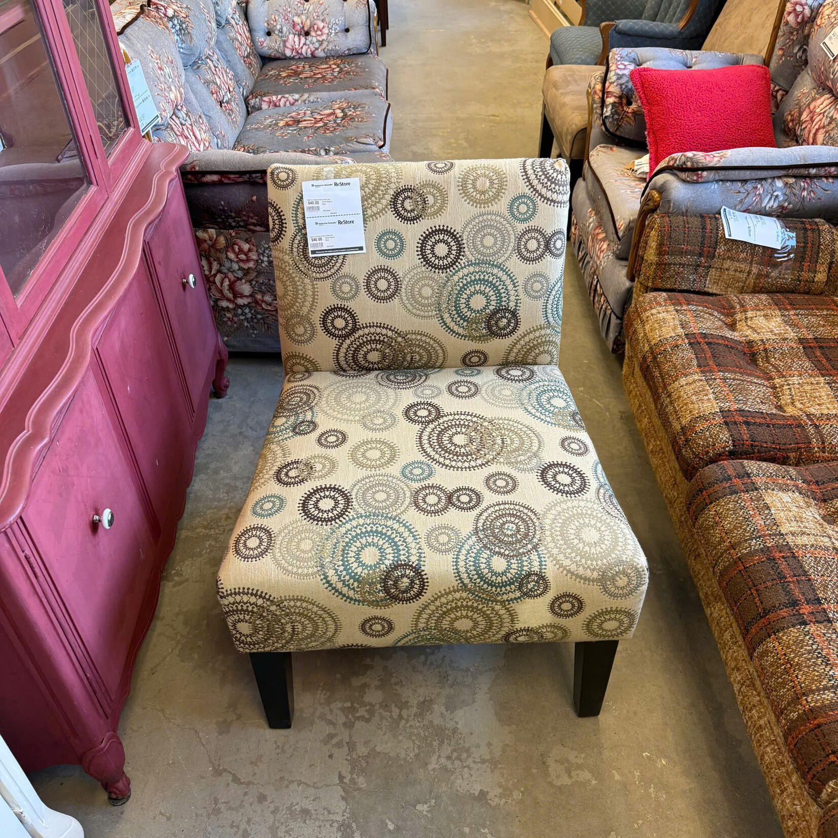 Circle Pattern Chair