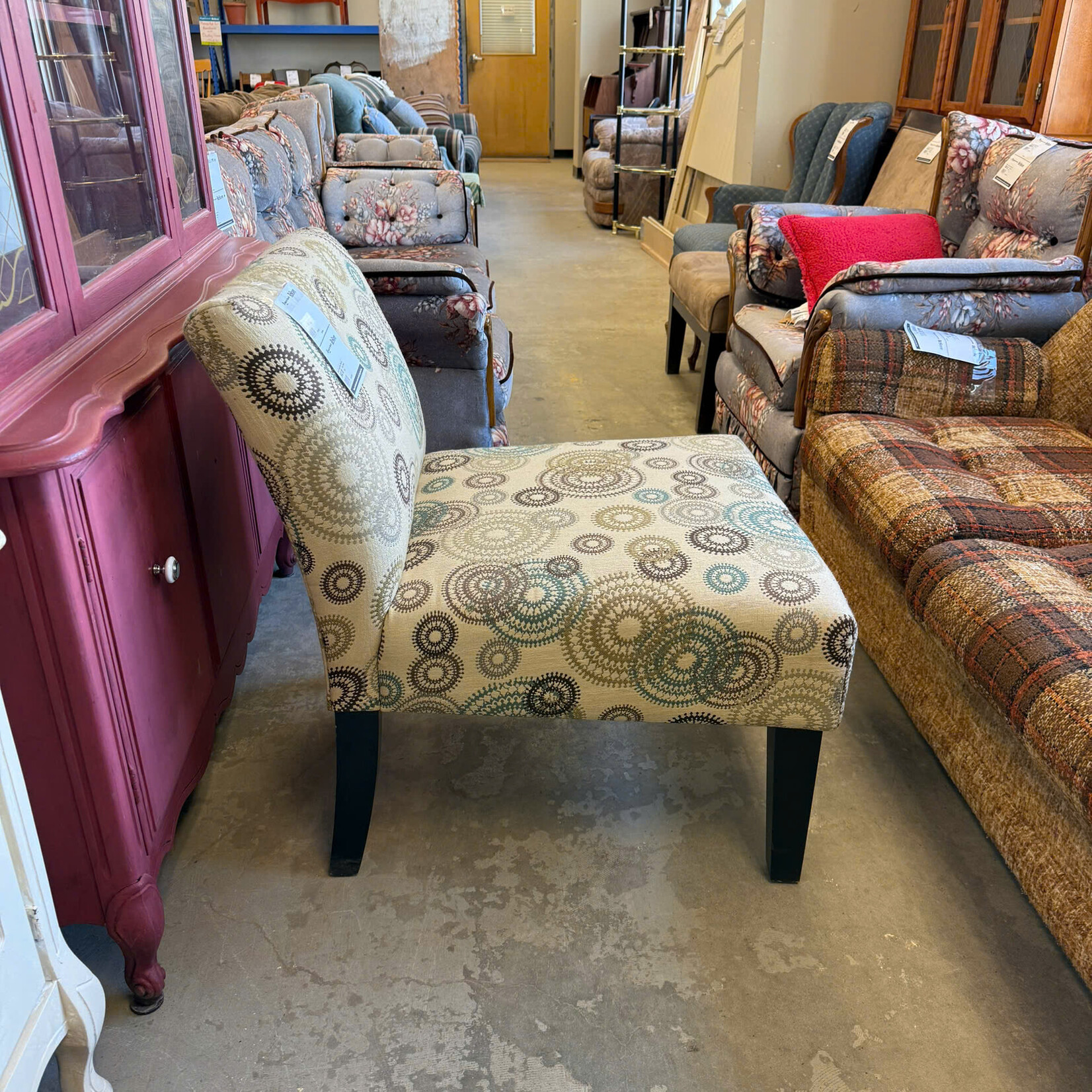 Circle Pattern Chair