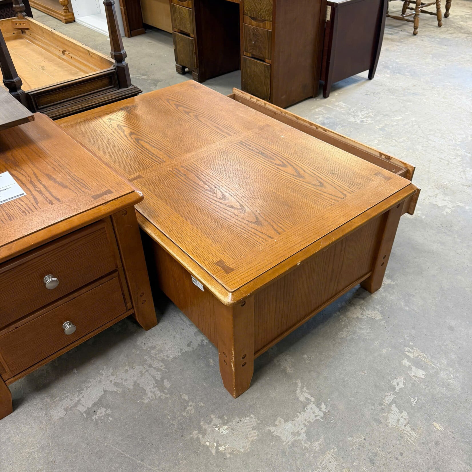 Pine 2-Drawer Coffee Table