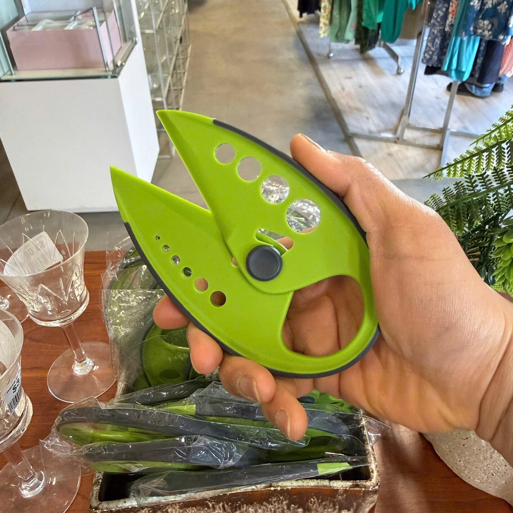 Herb and Leaf Cutter