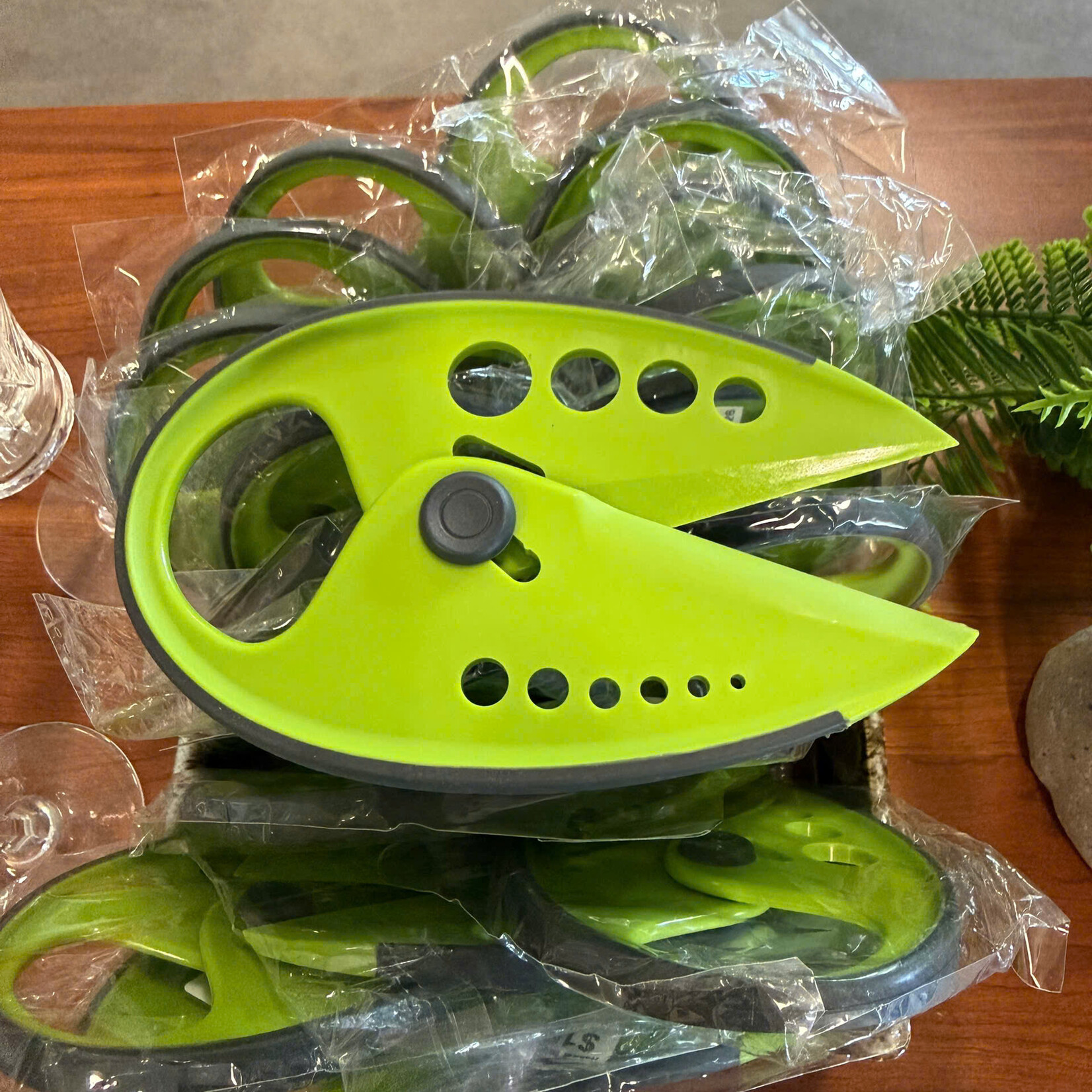 Herb and Leaf Cutter