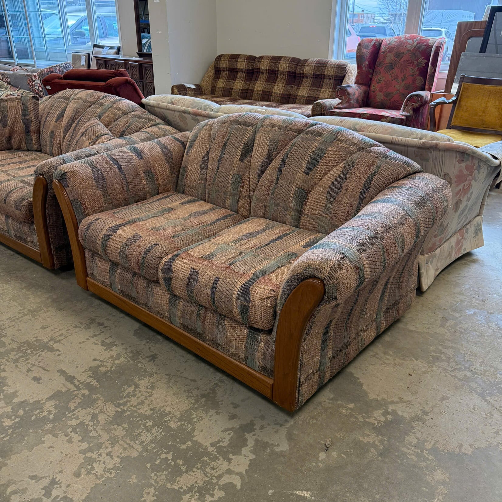 Pink/Green Love Seat w/ Wood