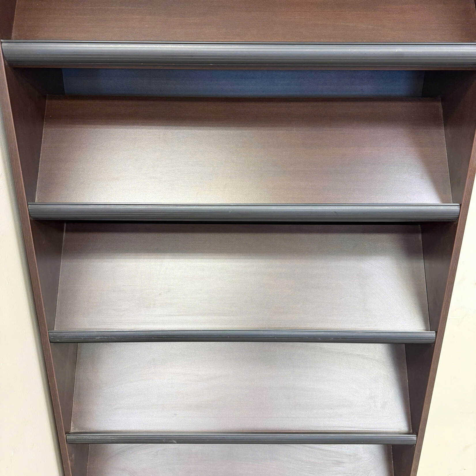 Display Book Shelf