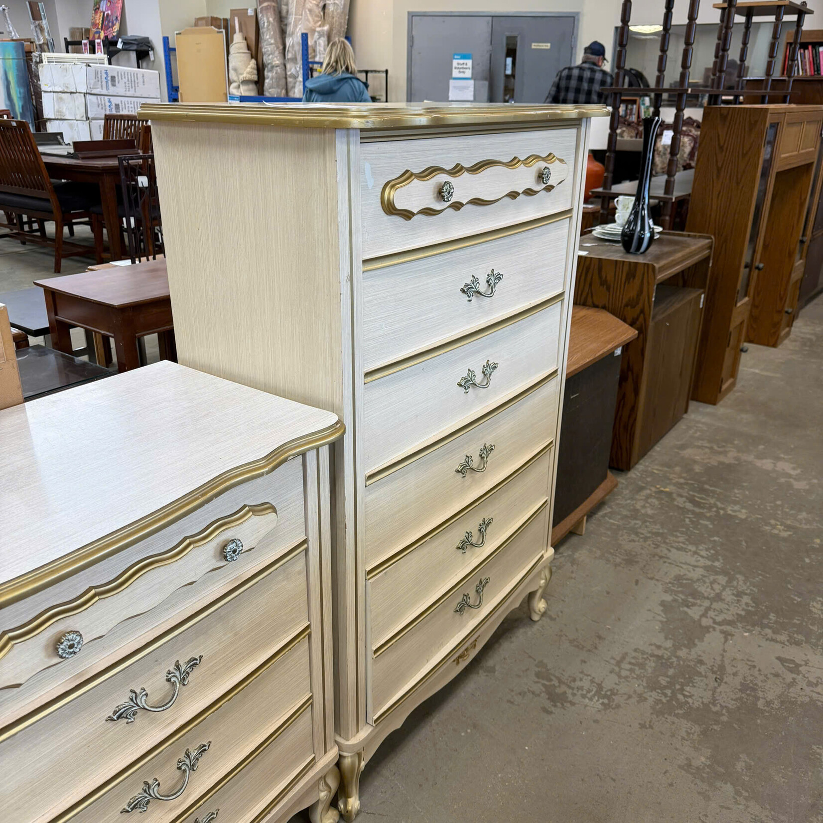 Beige & Gold Upright Dresser