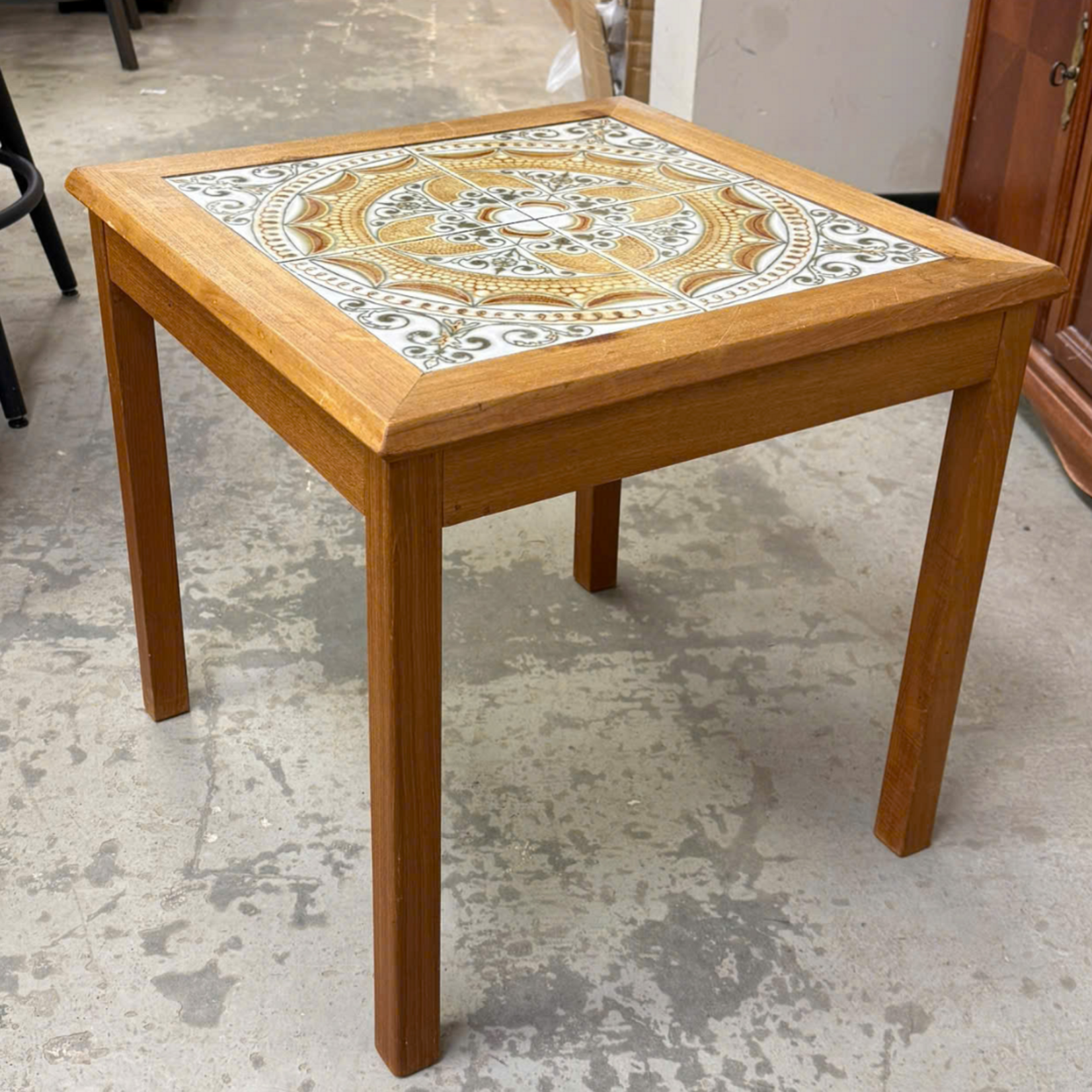 Decorative Tile Top End Table