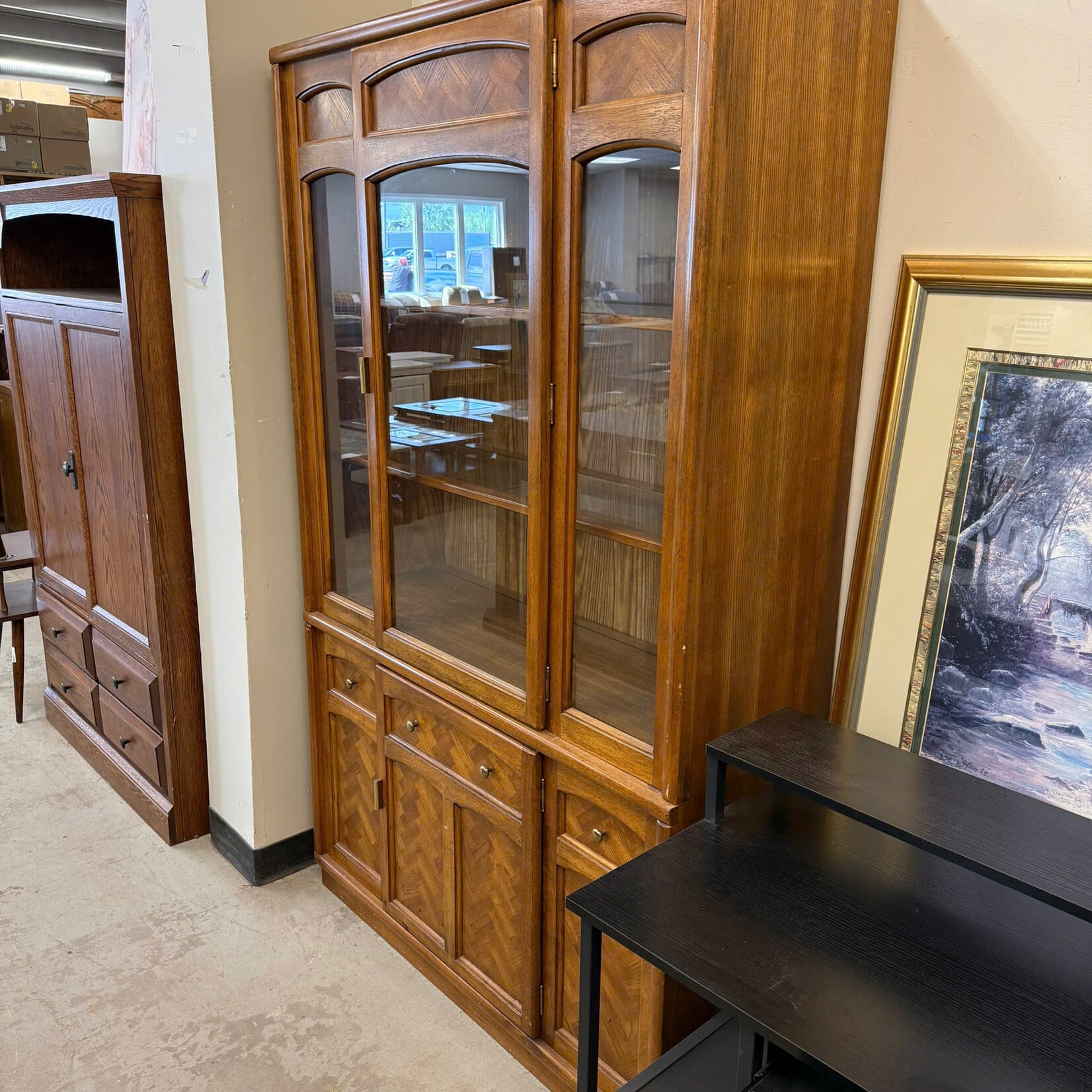 1 Door 2 Tier China Cabinet