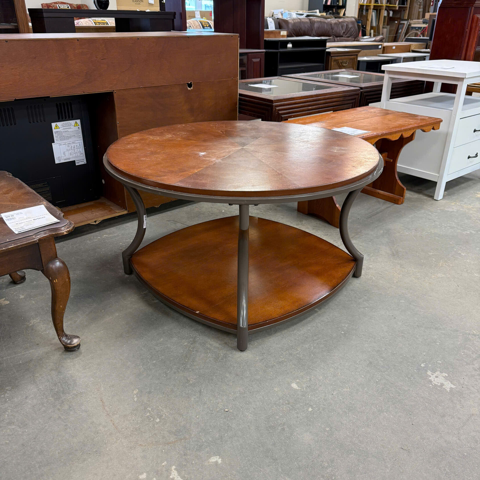 Rounded Glossy Coffee Table