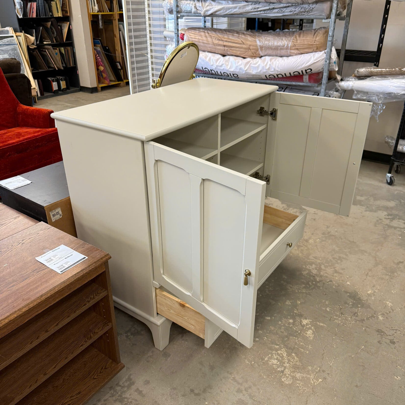 Cream Colour Cabinet