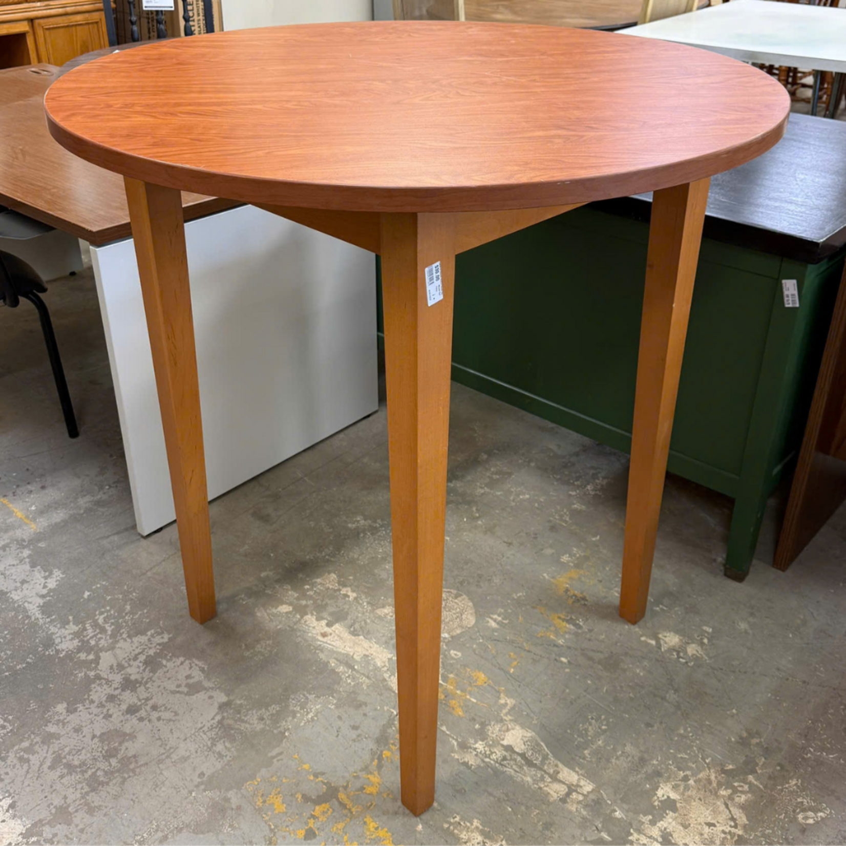 Round Tall Table