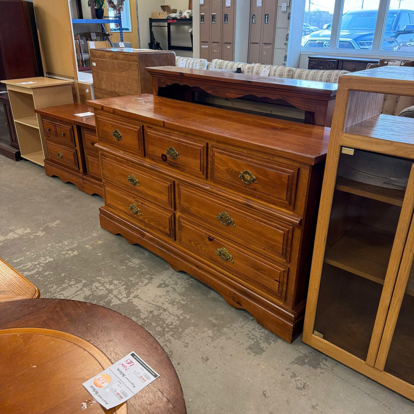 2 Pc 7 Drawer Dresser