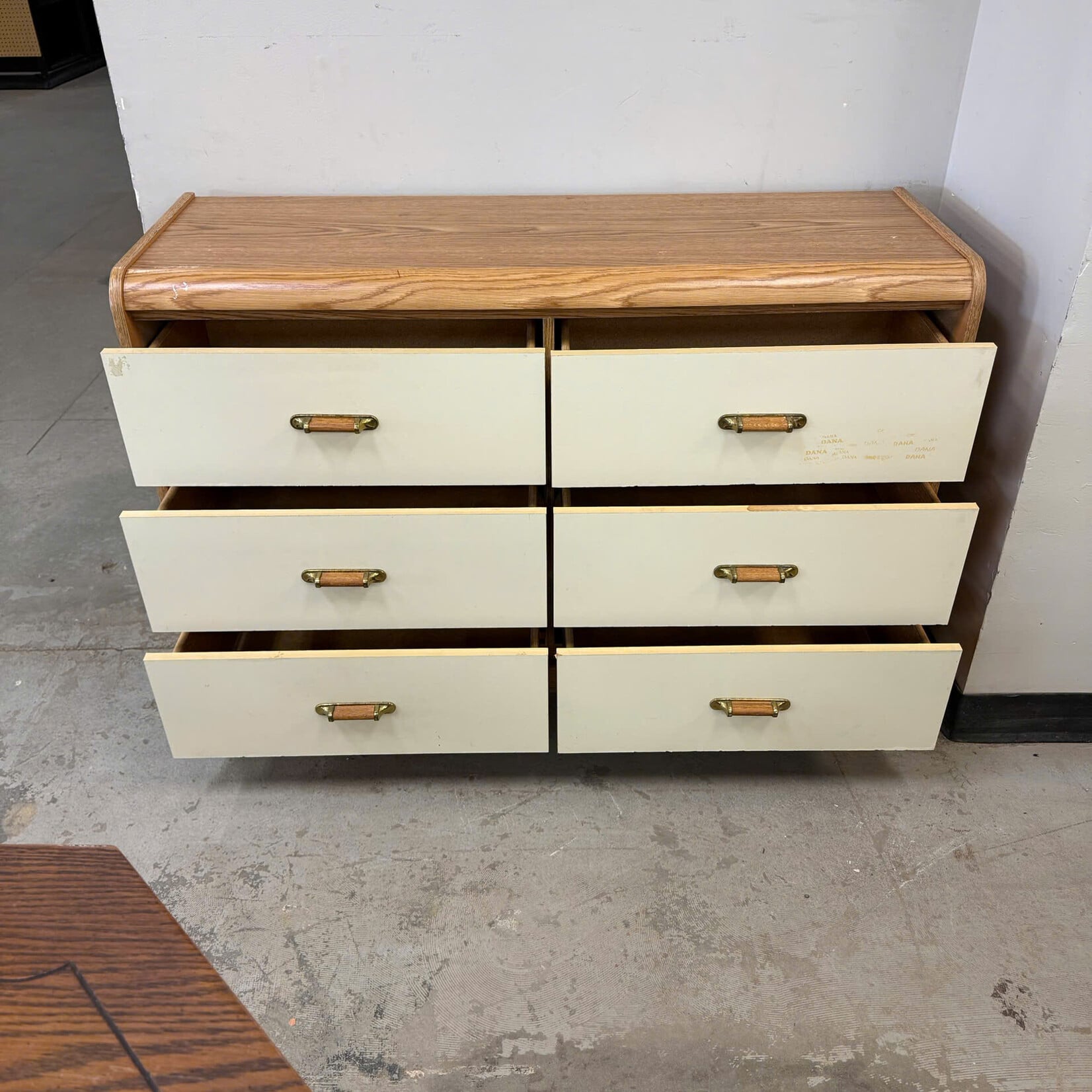 6 Drawer Slender Gold Handle/W Dresser