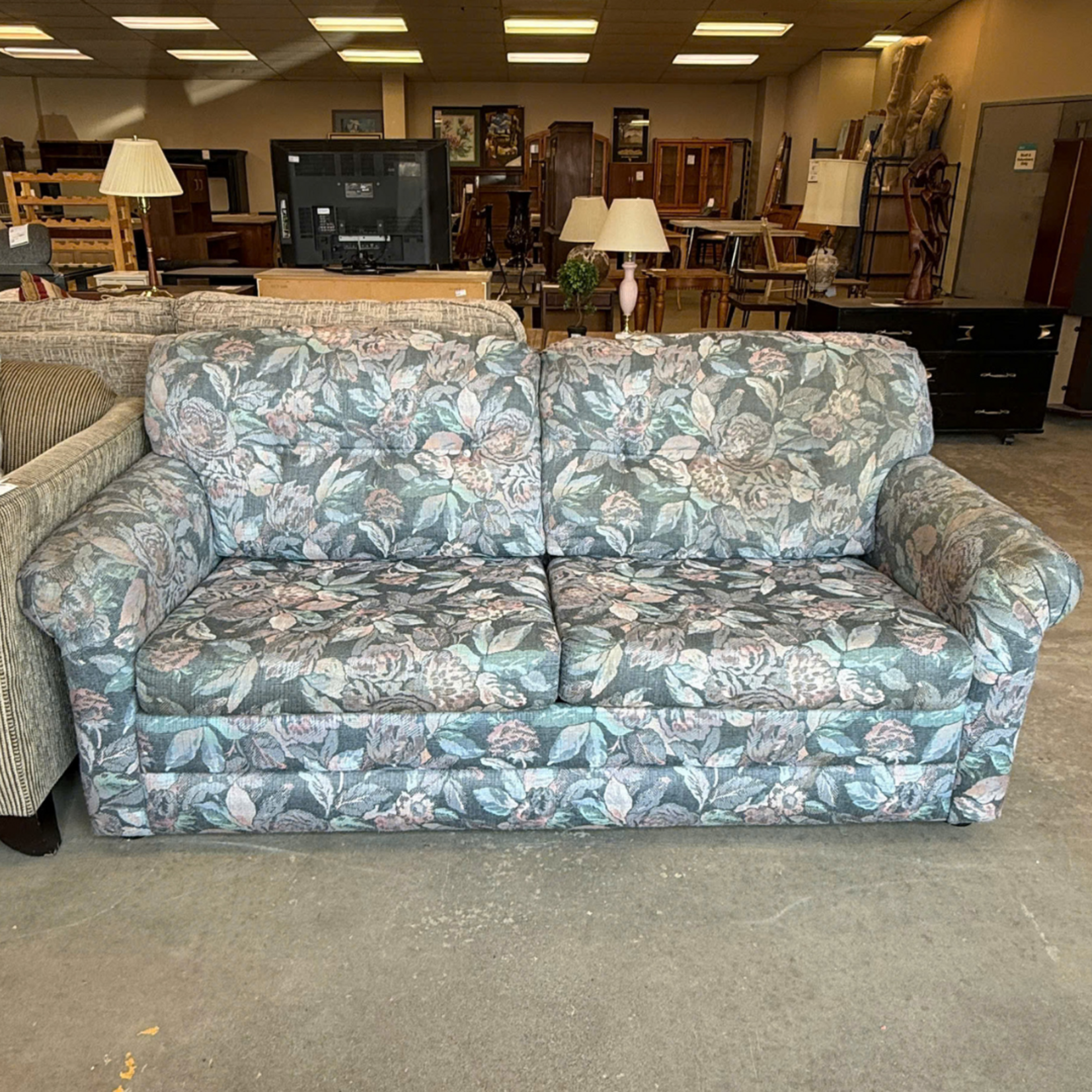 Flowery Sleeper Sofa