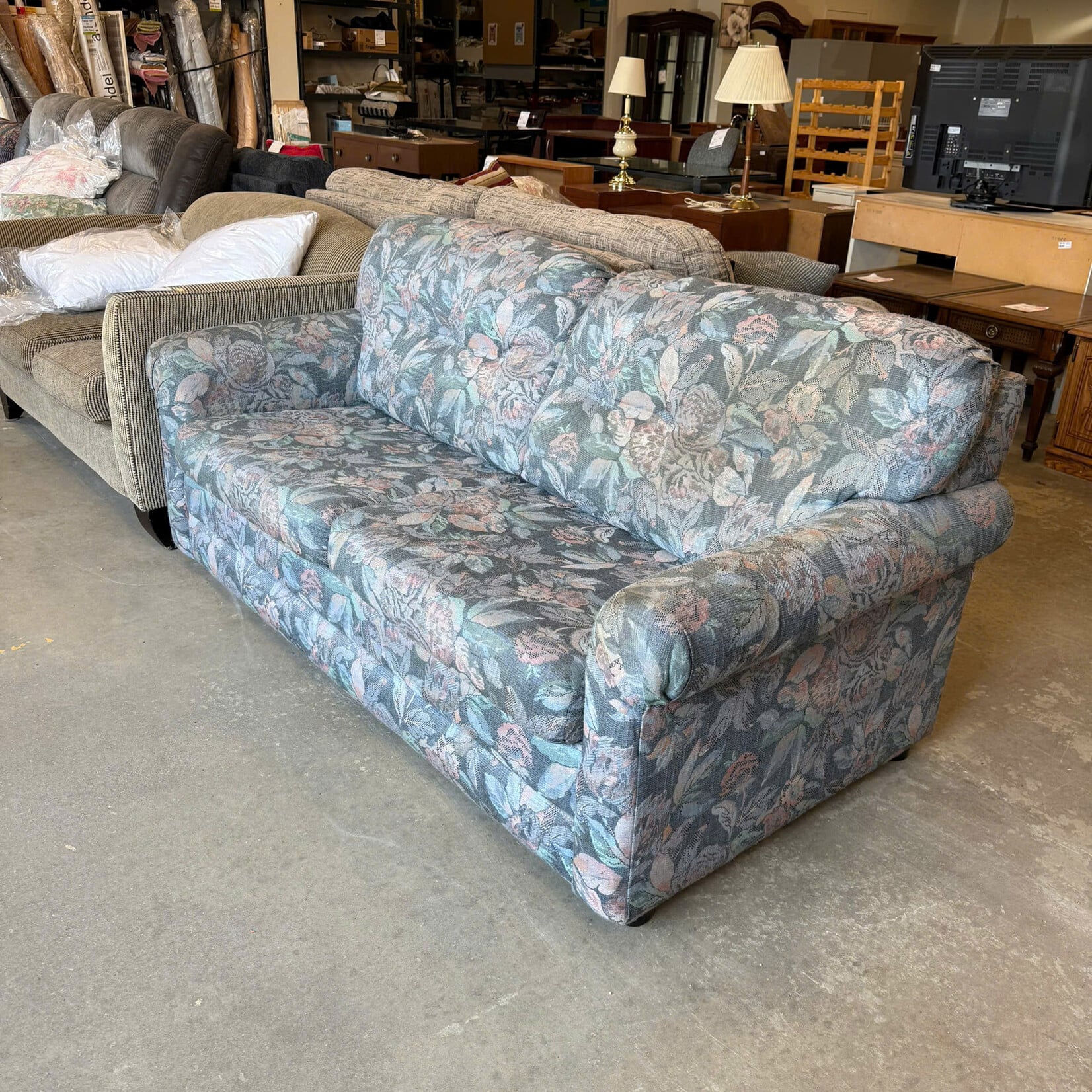 Flowery Sleeper Sofa
