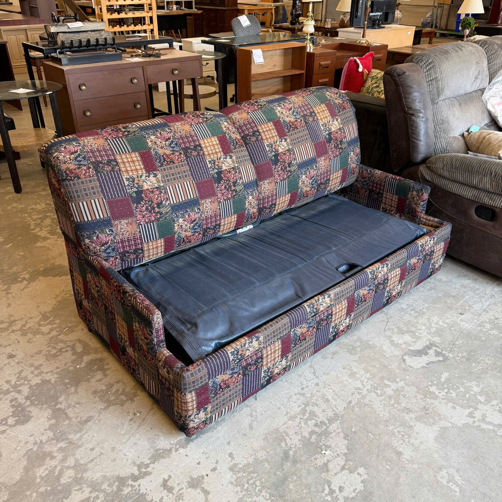 Red/Green Pullout Couch