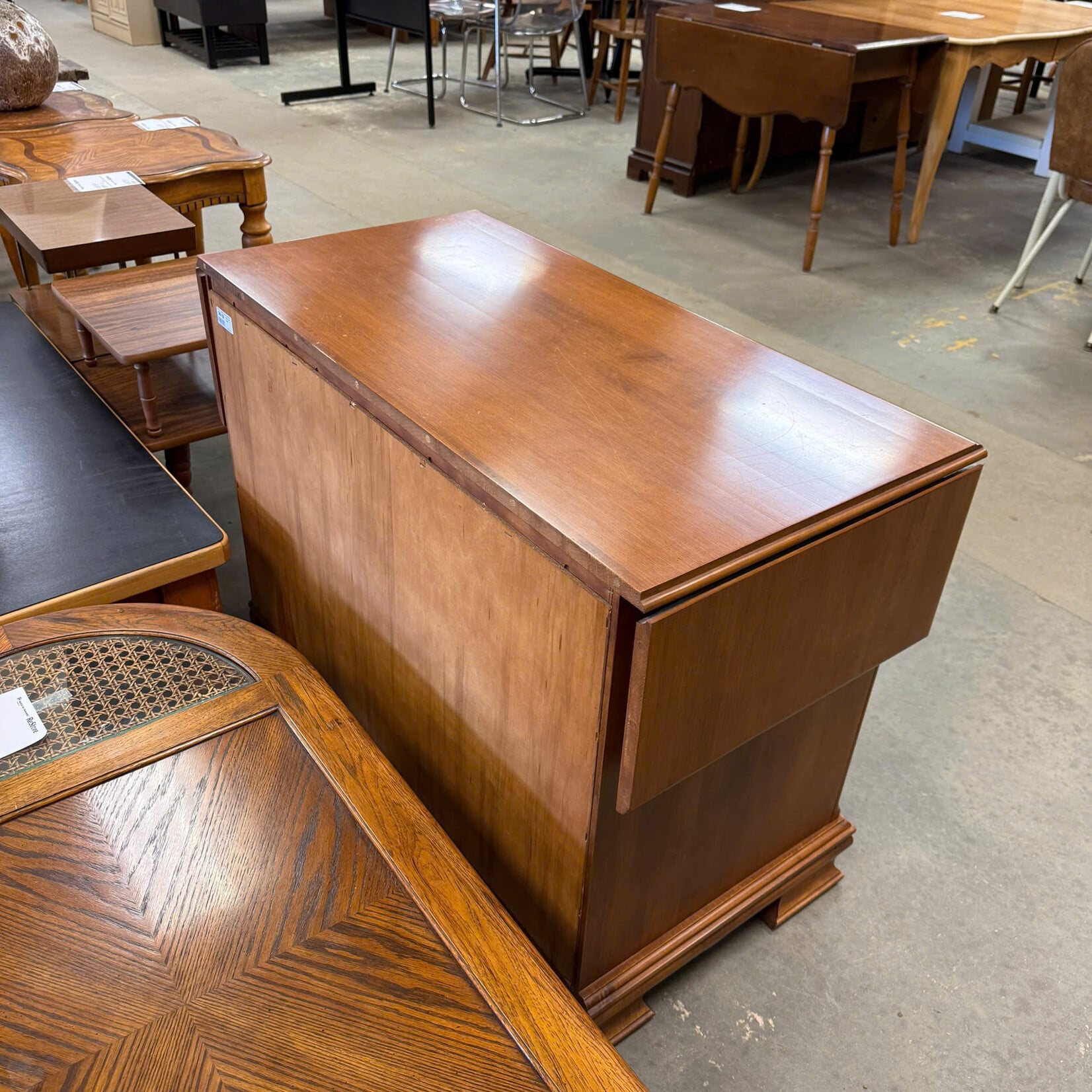 Drop Leaf Hutch