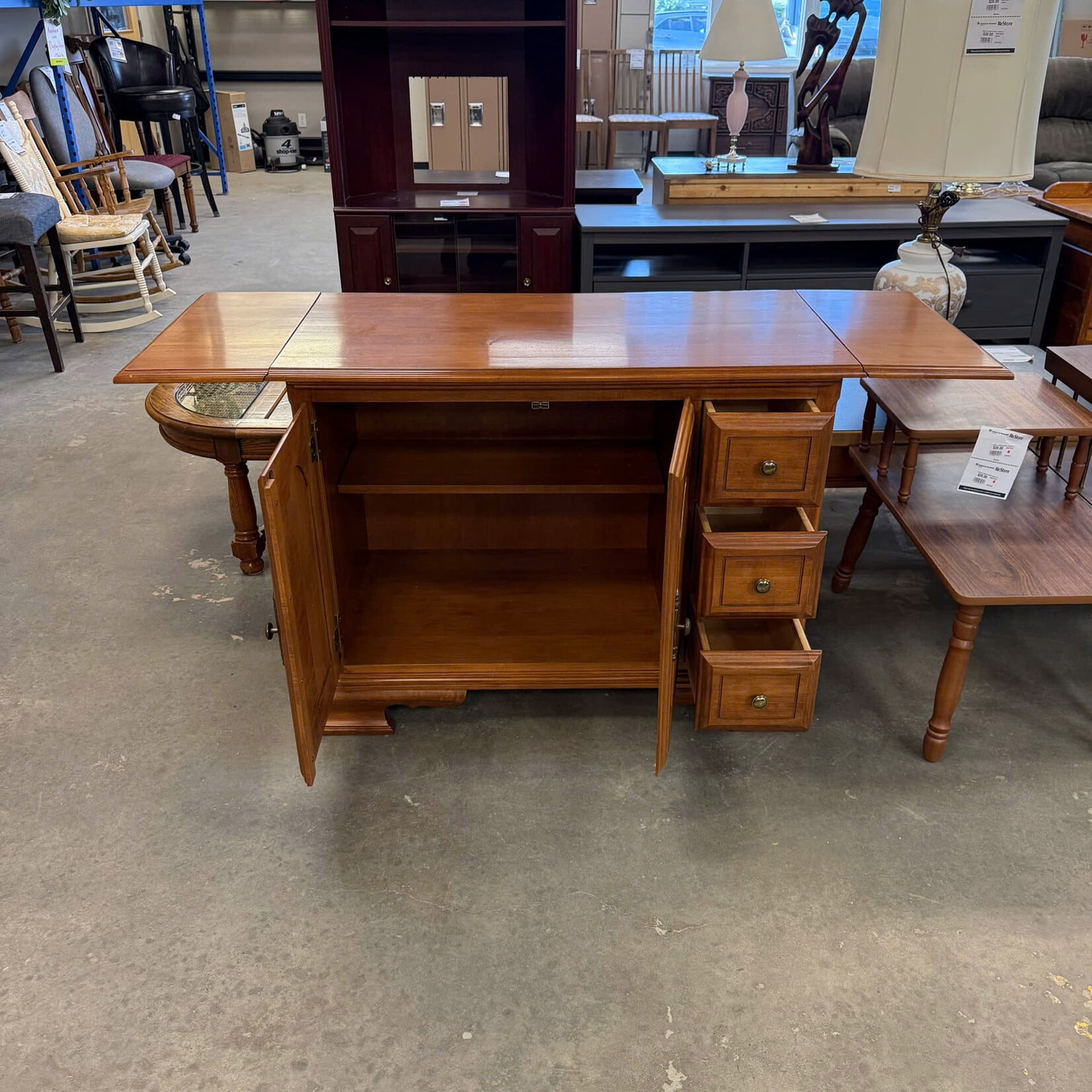 Drop Leaf Hutch