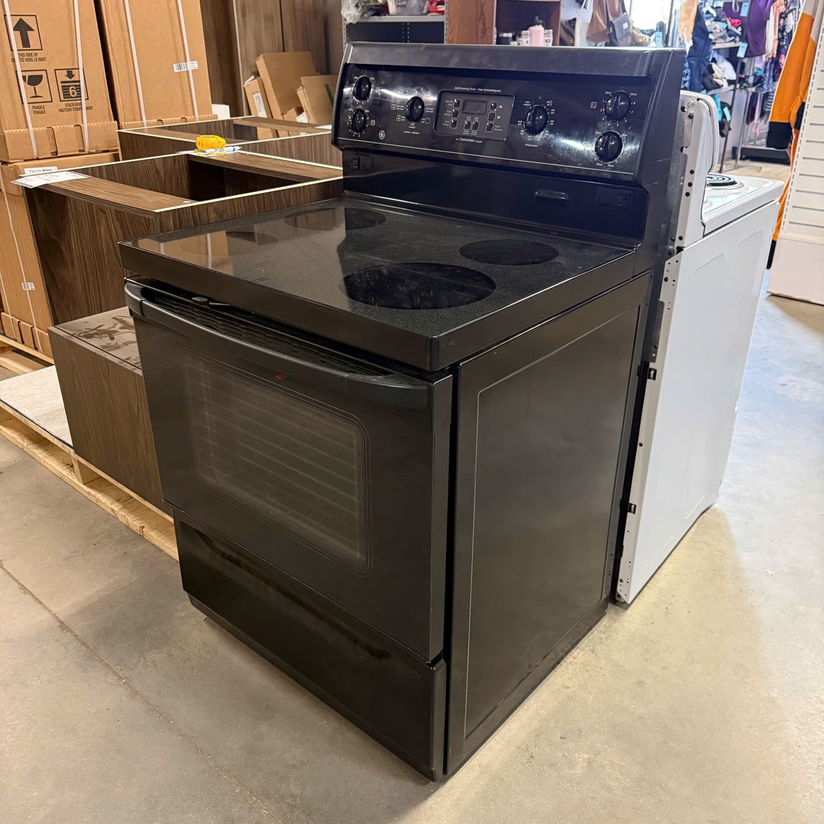 General Electric Black Stove