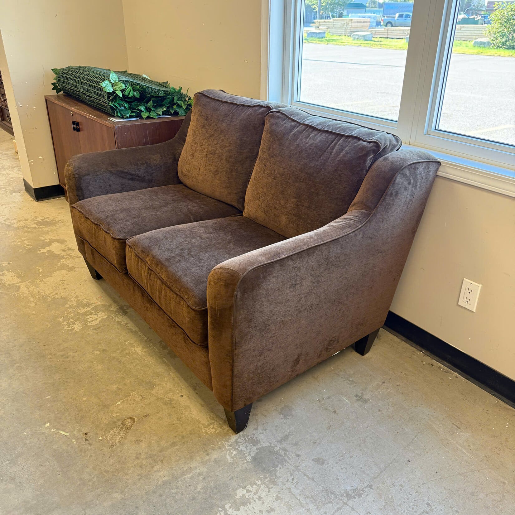 La-Z-Boy Brown Loveseat