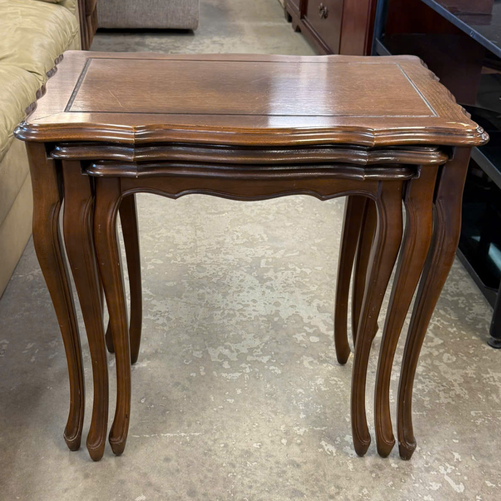 Wood Vintage Nesting Table