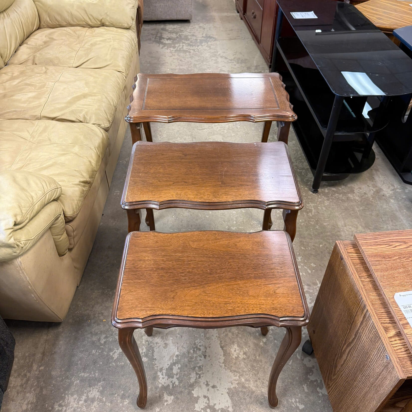 Wood Vintage Nesting Table